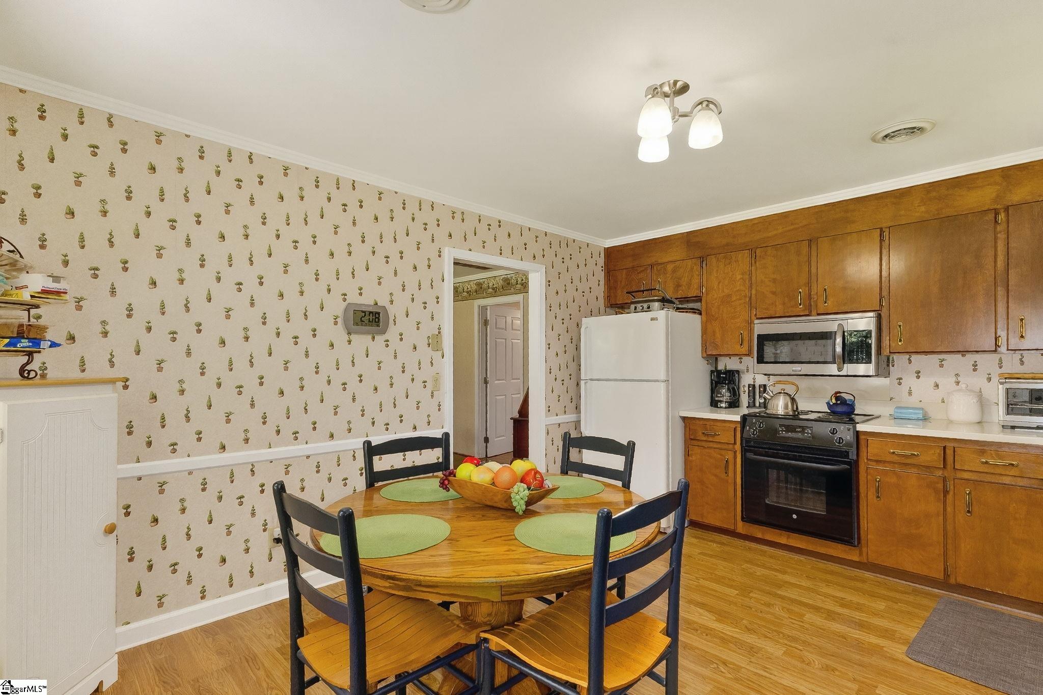 306 Verner, Greenville, South Carolina image 13
