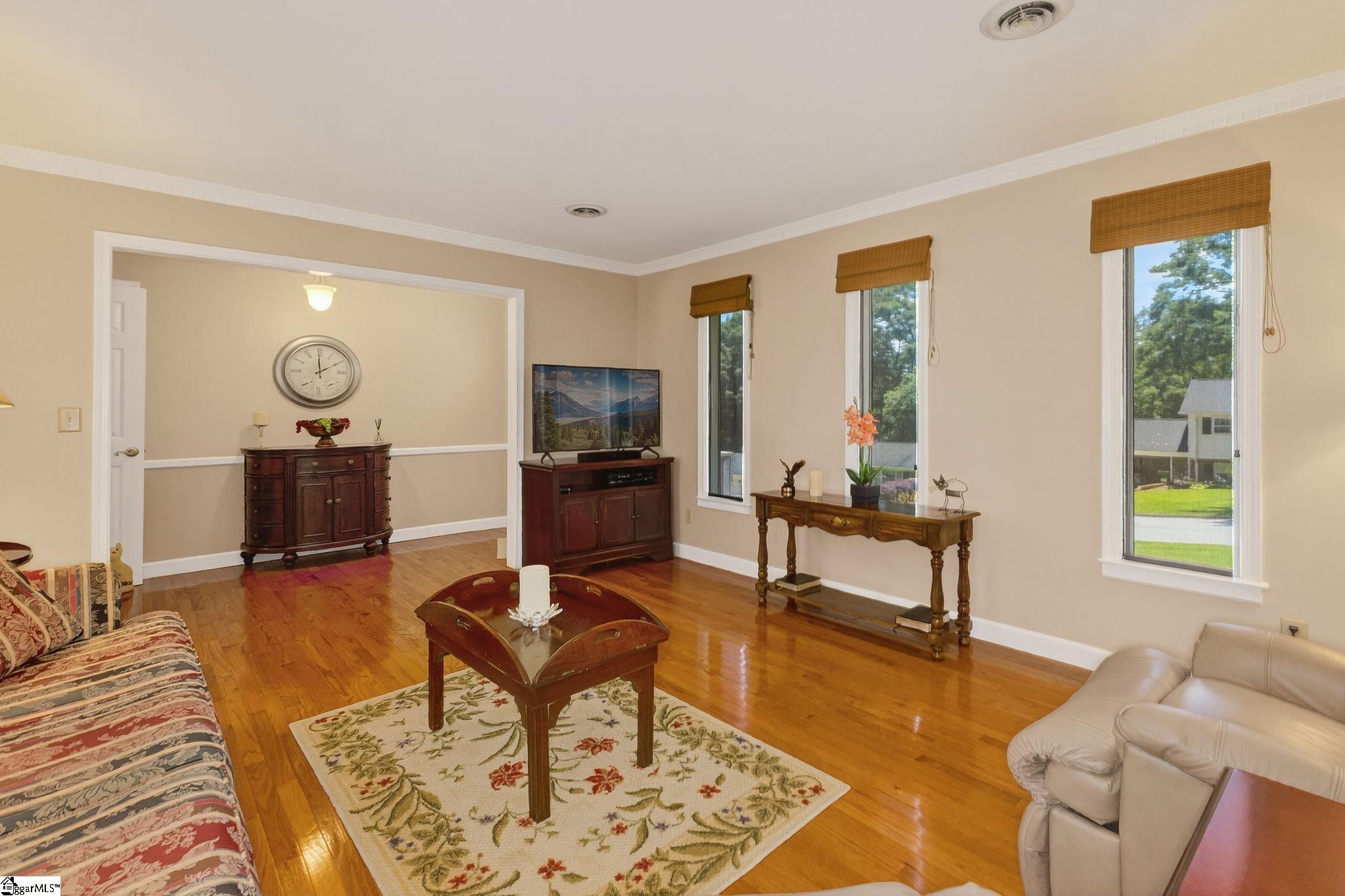 306 Verner, Greenville, South Carolina image 7