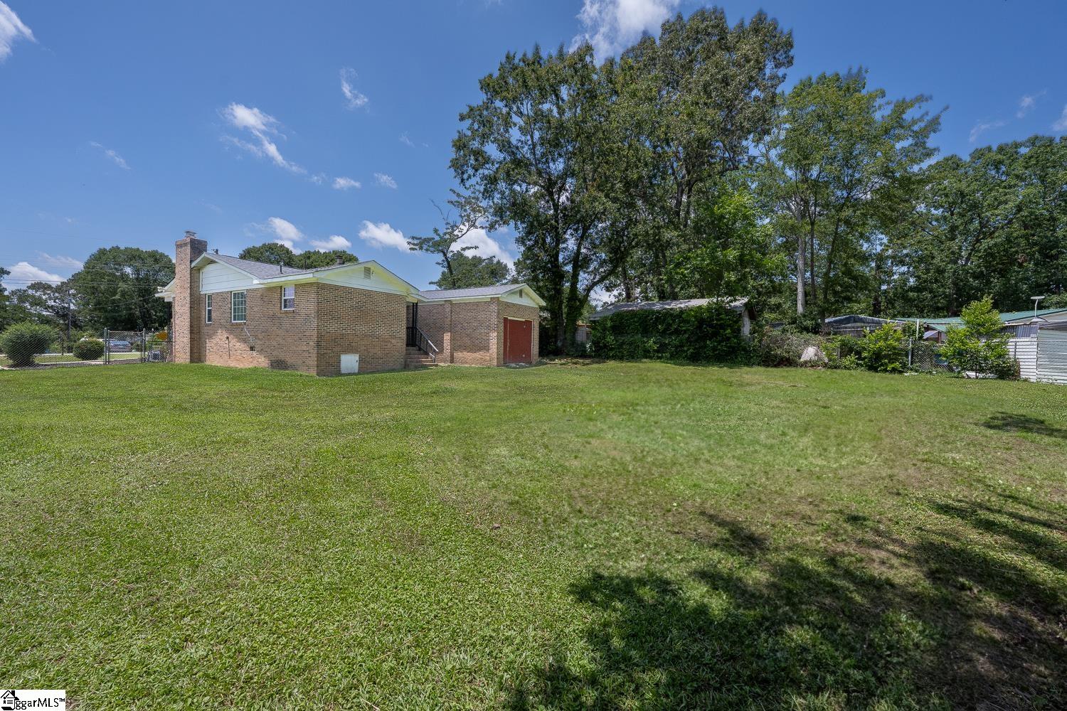 100 Maggie, Greenville, South Carolina image 31
