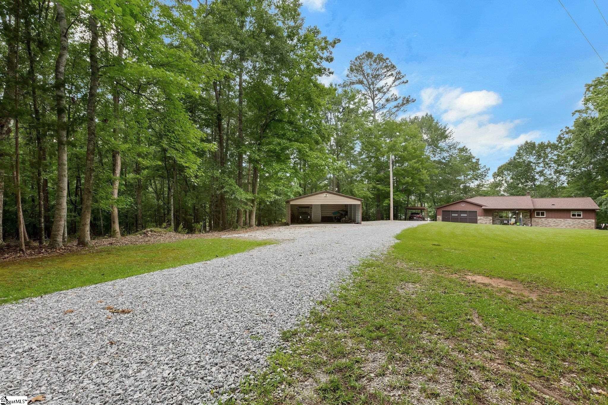 80 Red Bird, Abbeville, South Carolina image 2