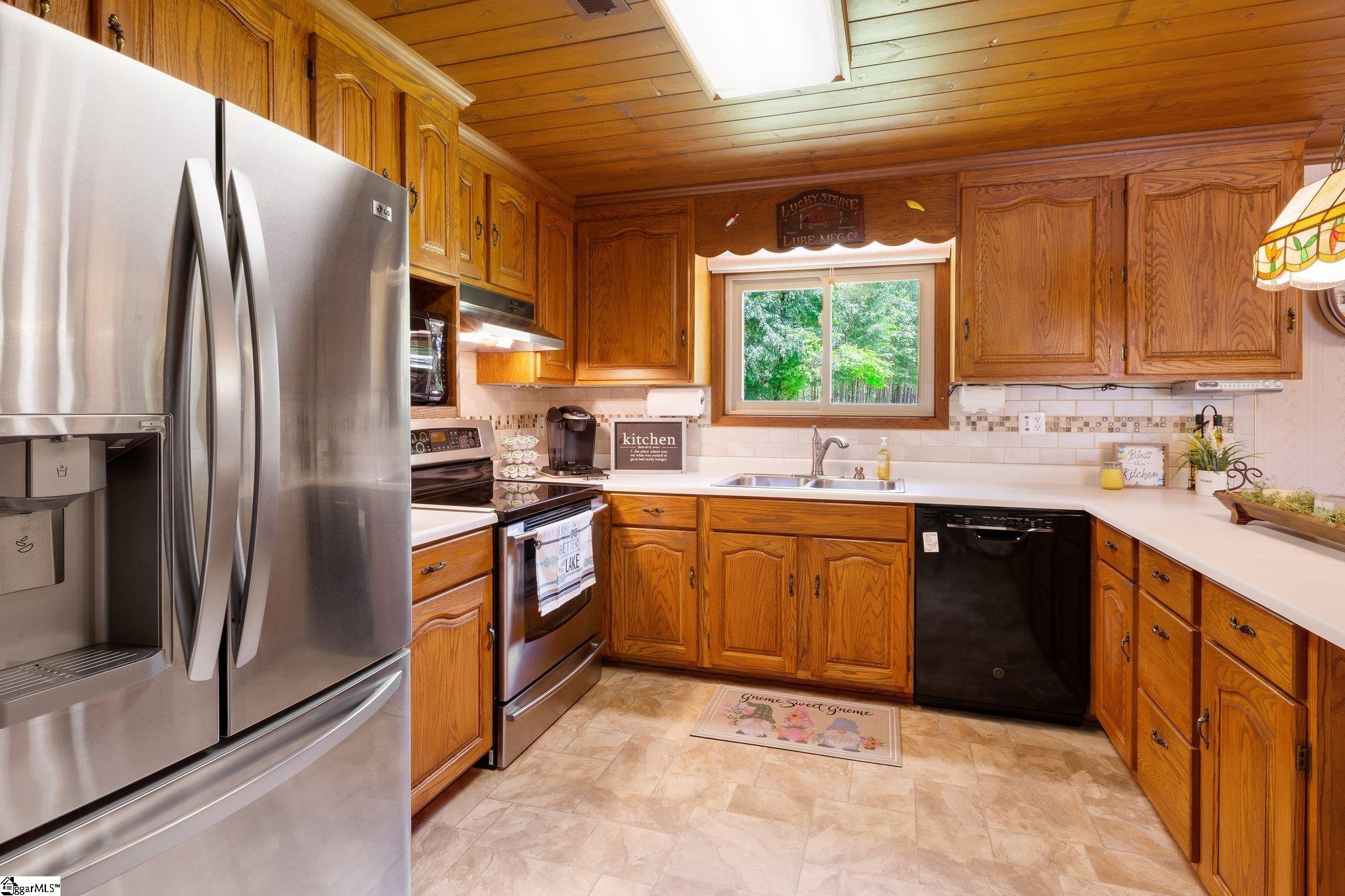 80 Red Bird, Abbeville, South Carolina image 17