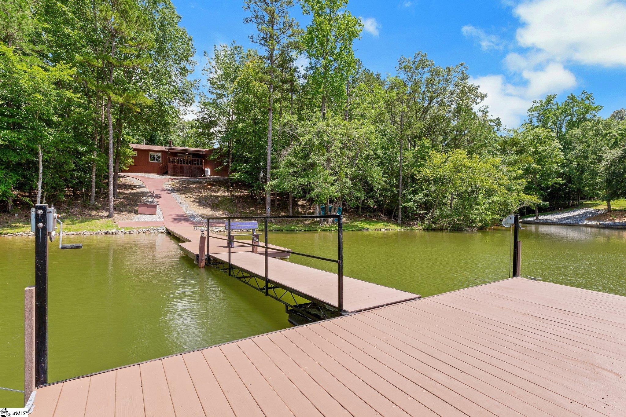 80 Red Bird, Abbeville, South Carolina image 9