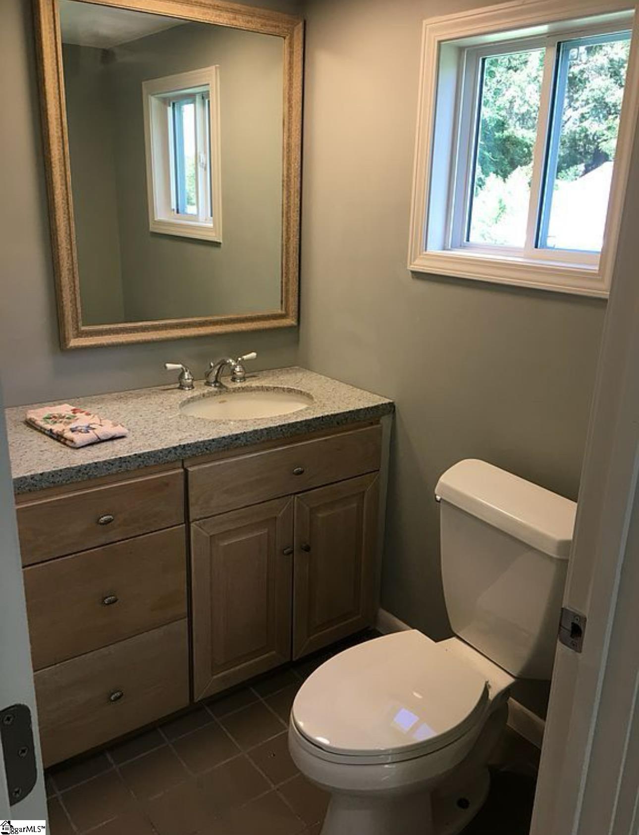 23 N Greenwood Avenue, Ware Shoals, South Carolina image 17