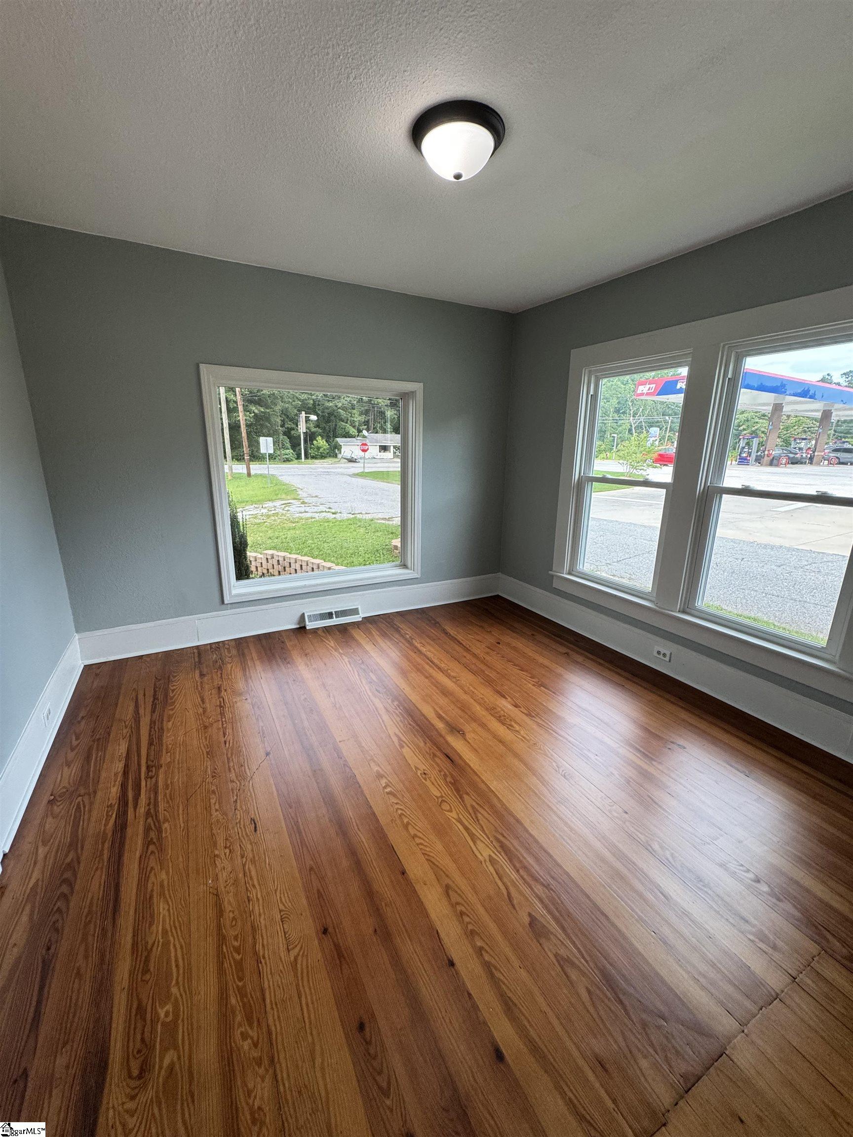 23 N Greenwood Avenue, Ware Shoals, South Carolina image 22