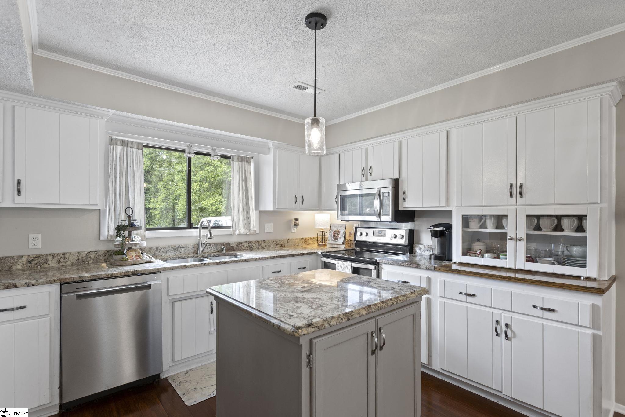 522 Reid School, Taylors, South Carolina image 9