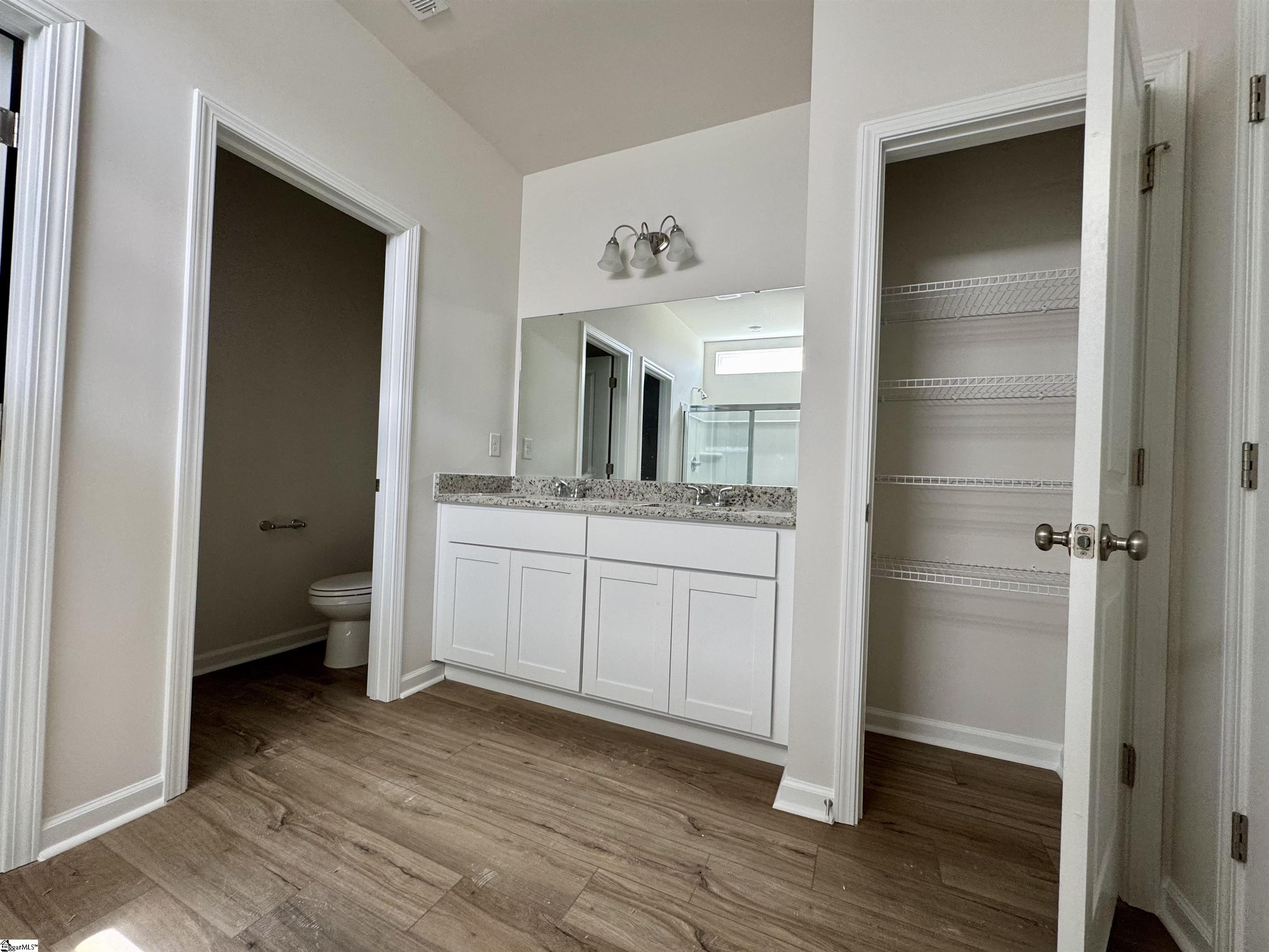 MLS #1560956 image #17