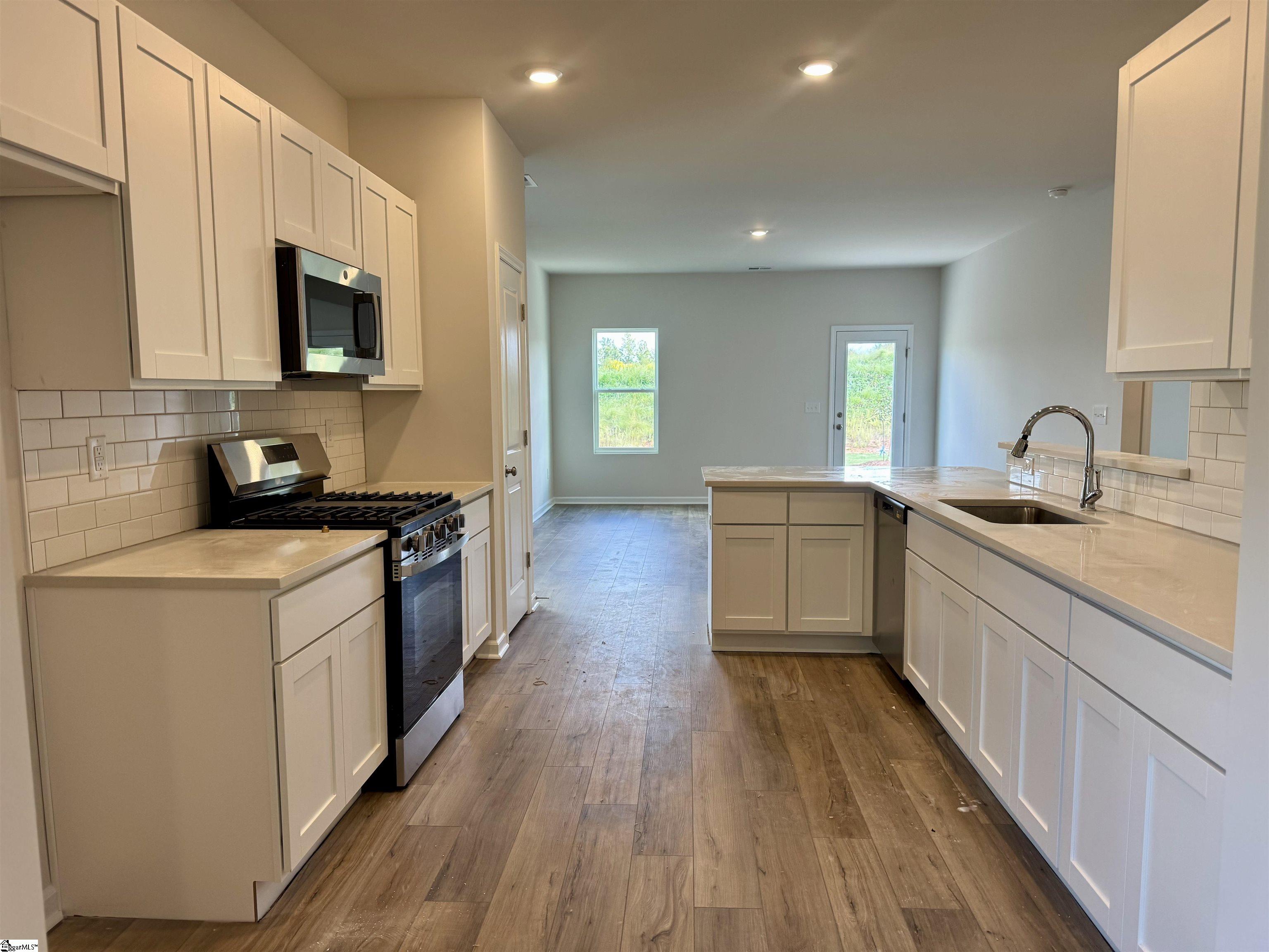 MLS #1560956 image #8