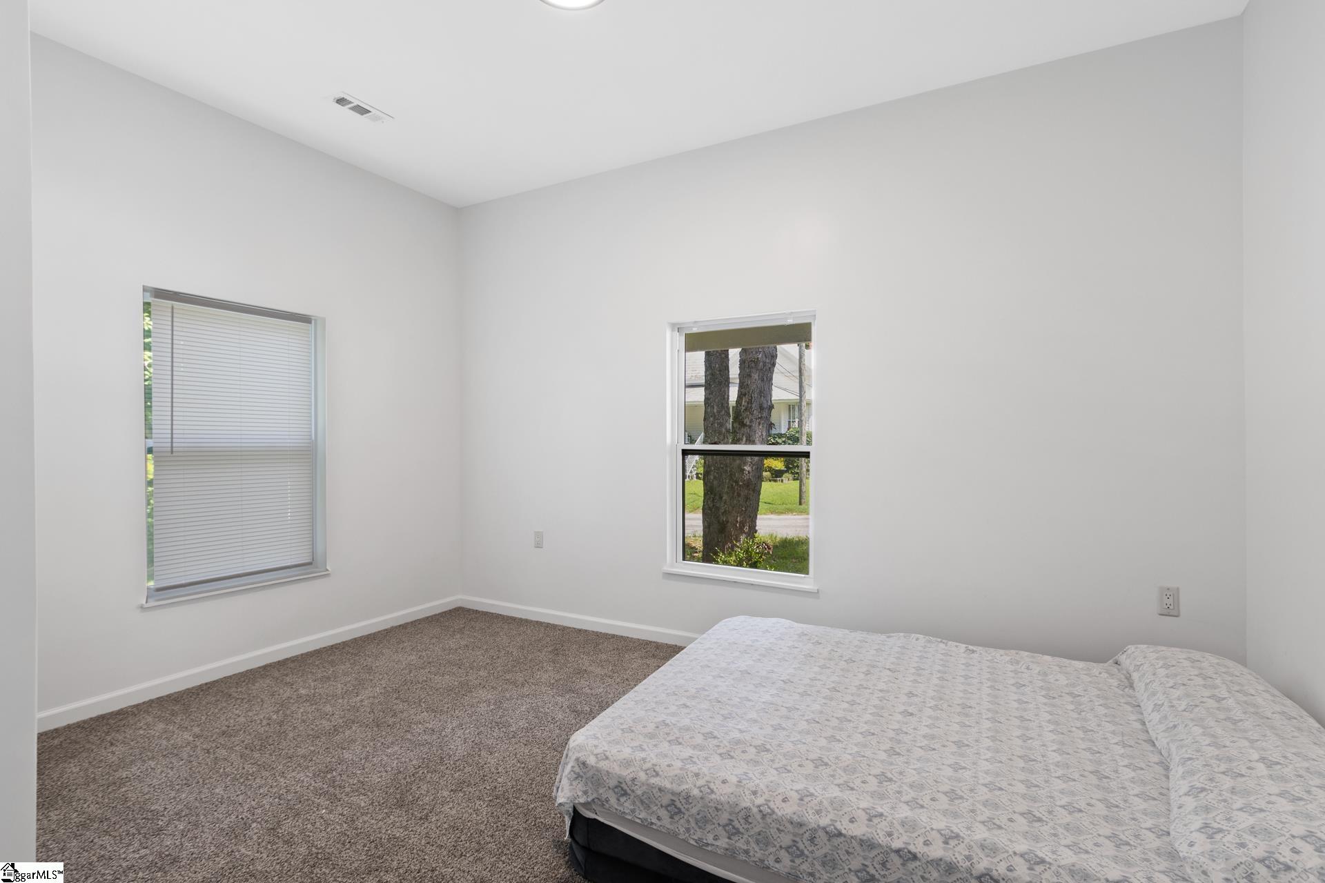 904 W Hampton, Laurens, South Carolina image 22