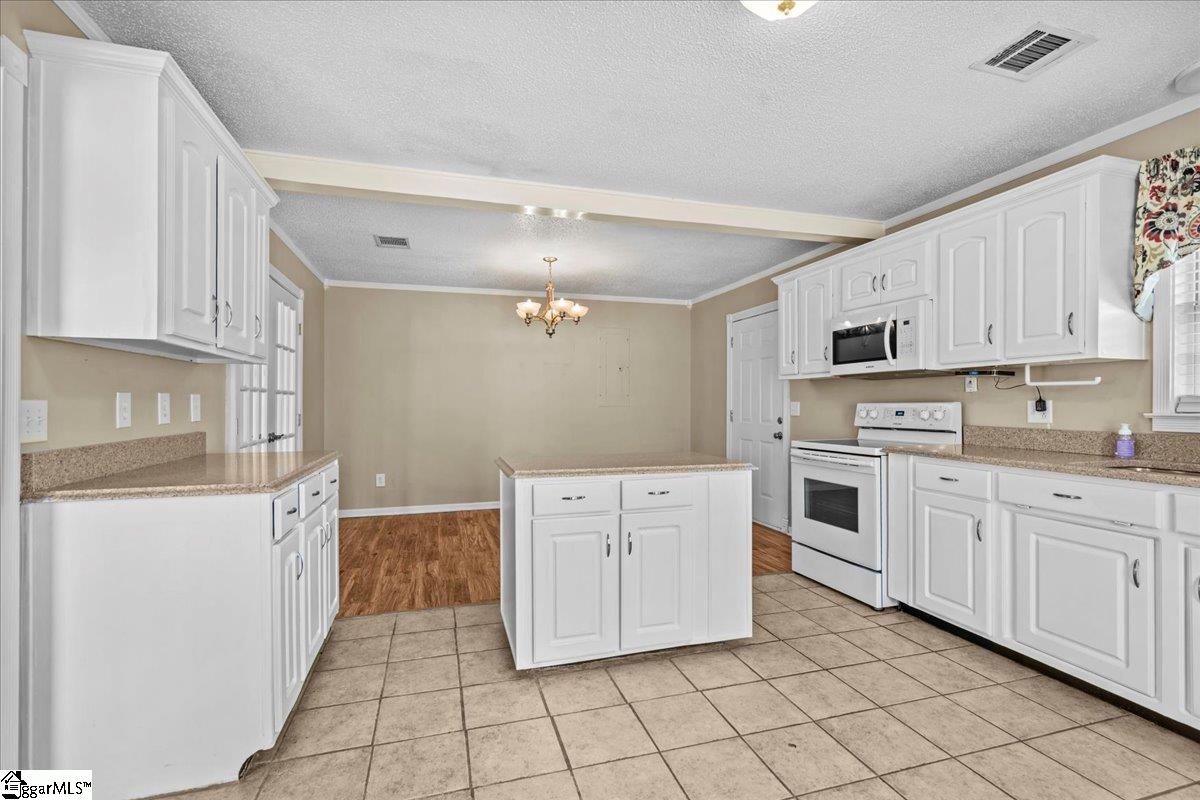 298 Askew, Union, South Carolina image 11