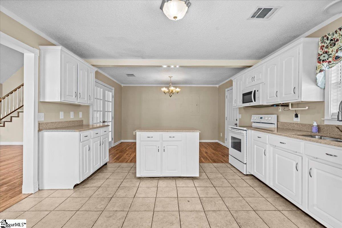 298 Askew, Union, South Carolina image 12