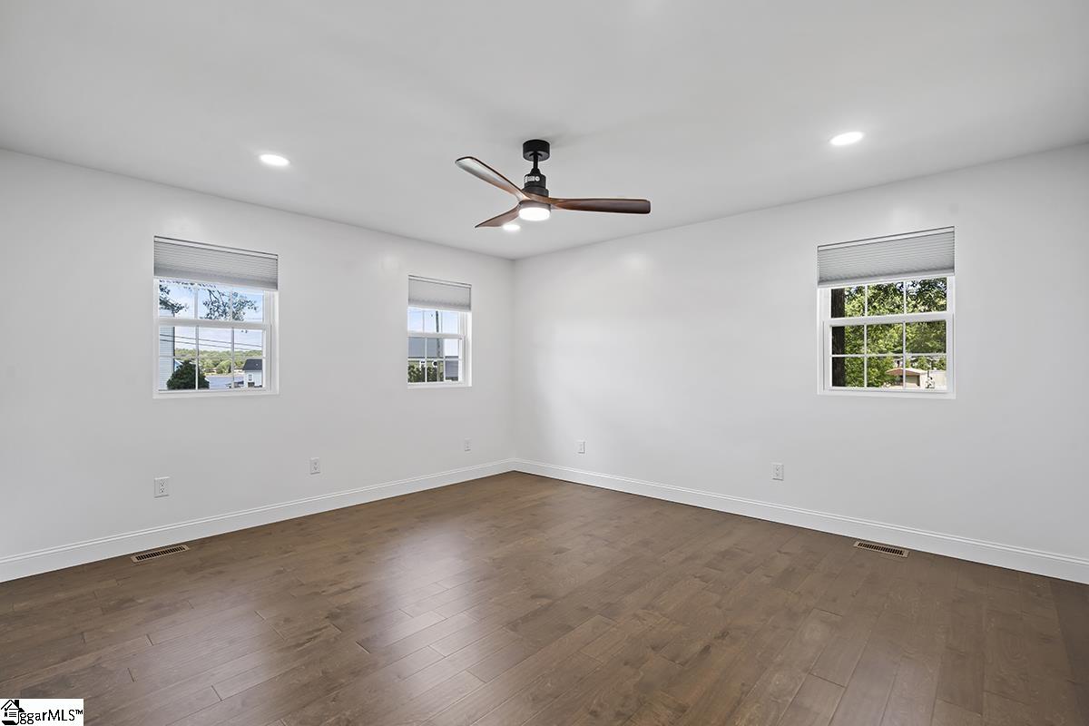Primary Suite with Lake view
