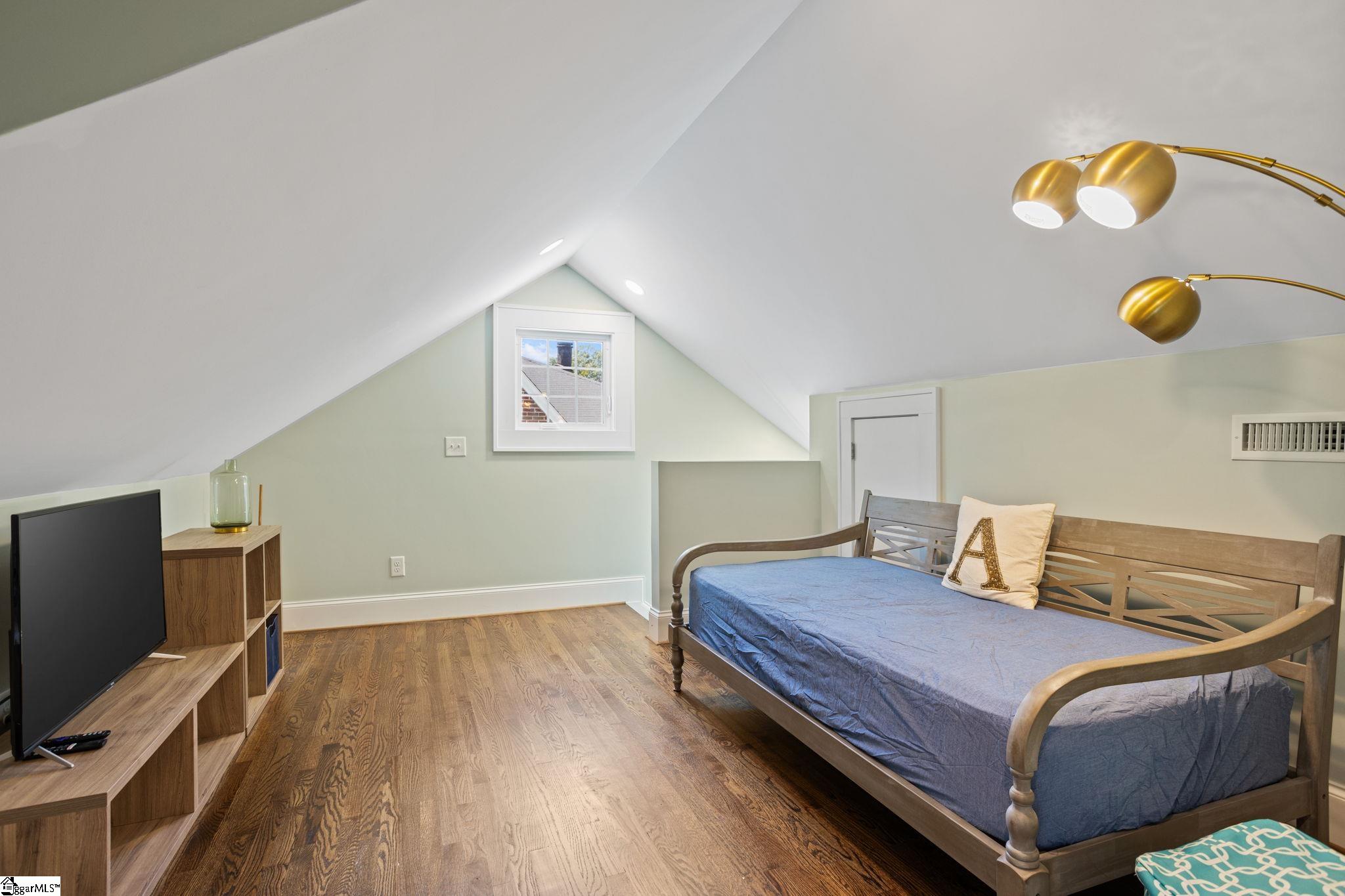 MLS #1561081 image #18