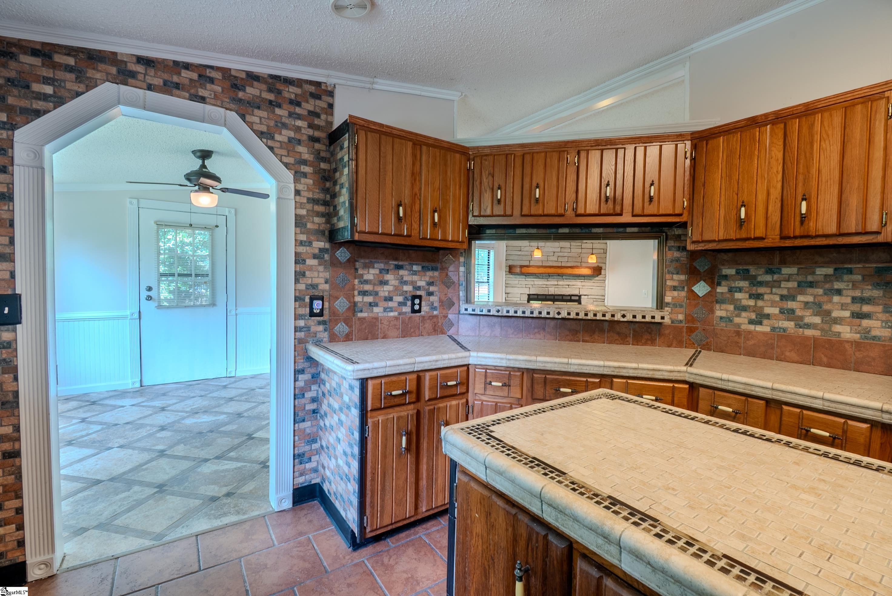 MLS #1561132 image #27