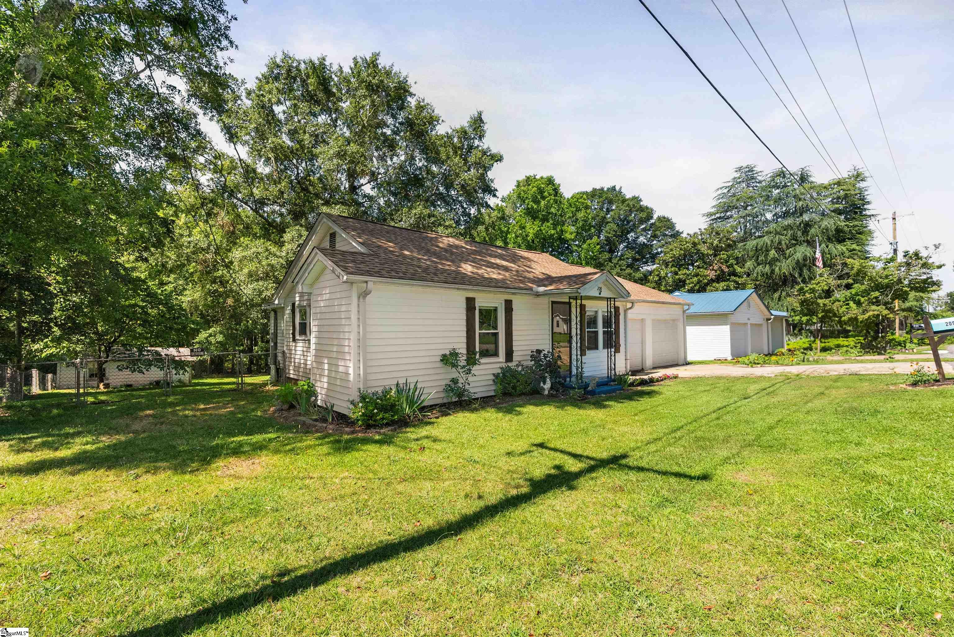 209 Edwards, Lyman, South Carolina image 4