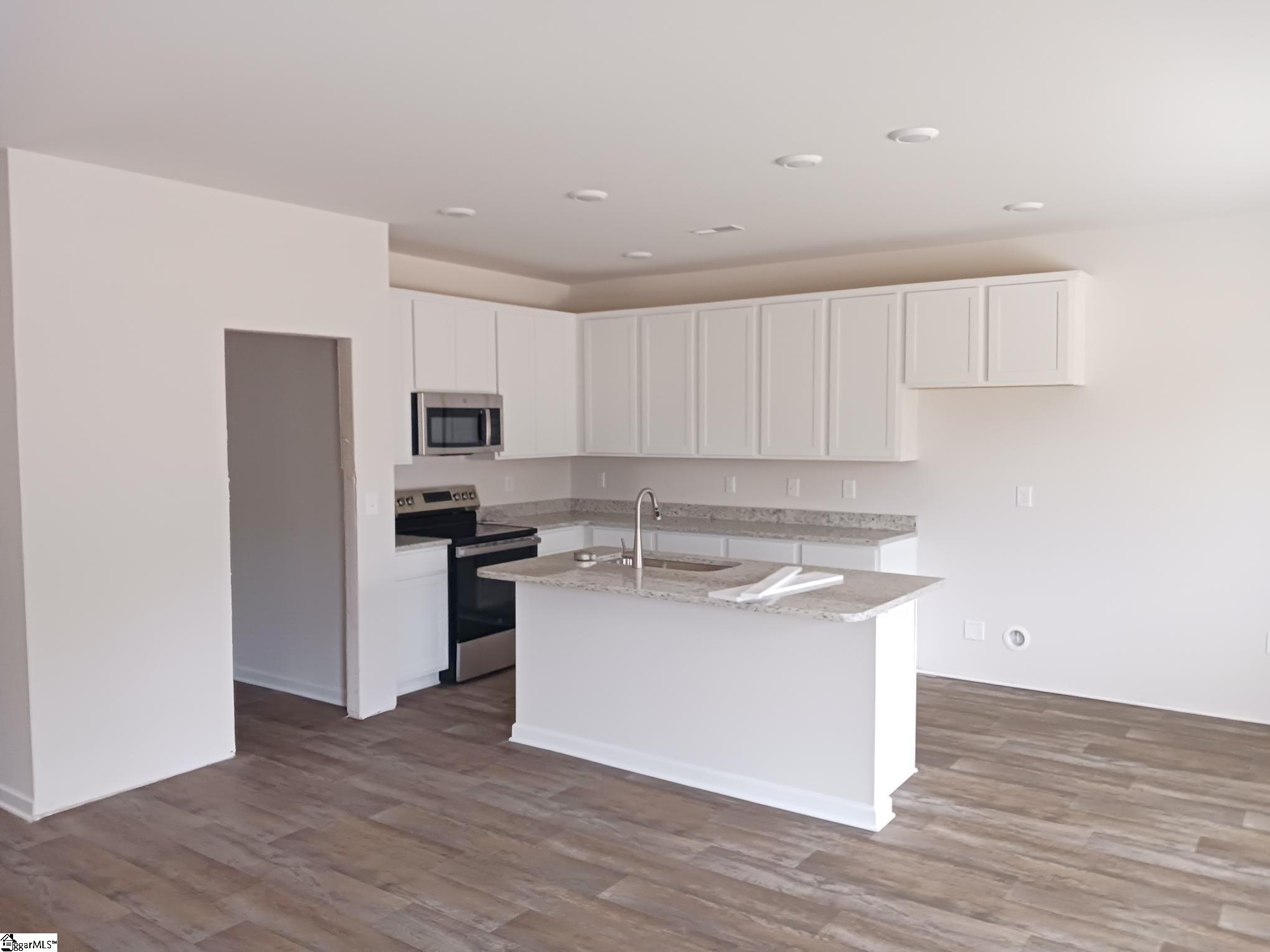 MLS #1561188 image #1