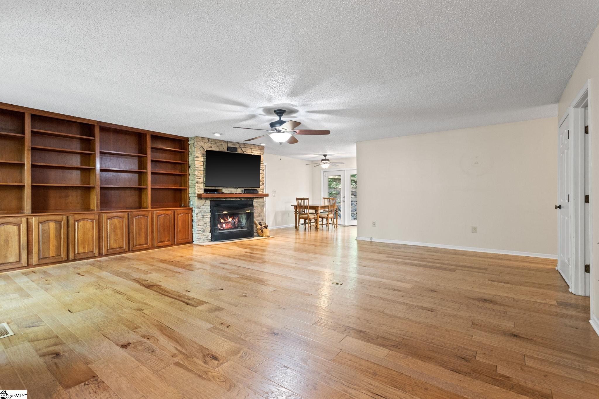 56 Cardinal, Tryon, North Carolina image 6