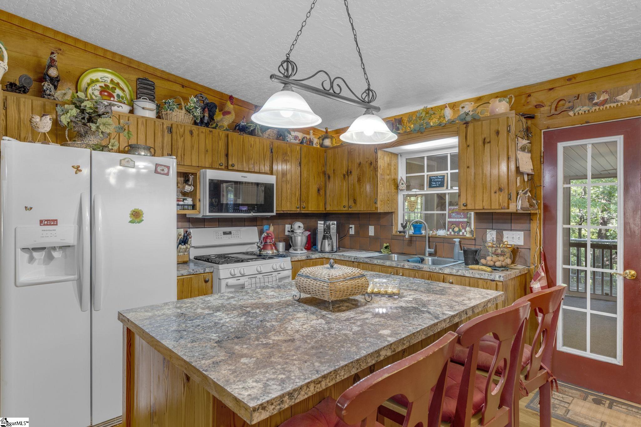 495 Pleasant Grove, Pickens, South Carolina image 10