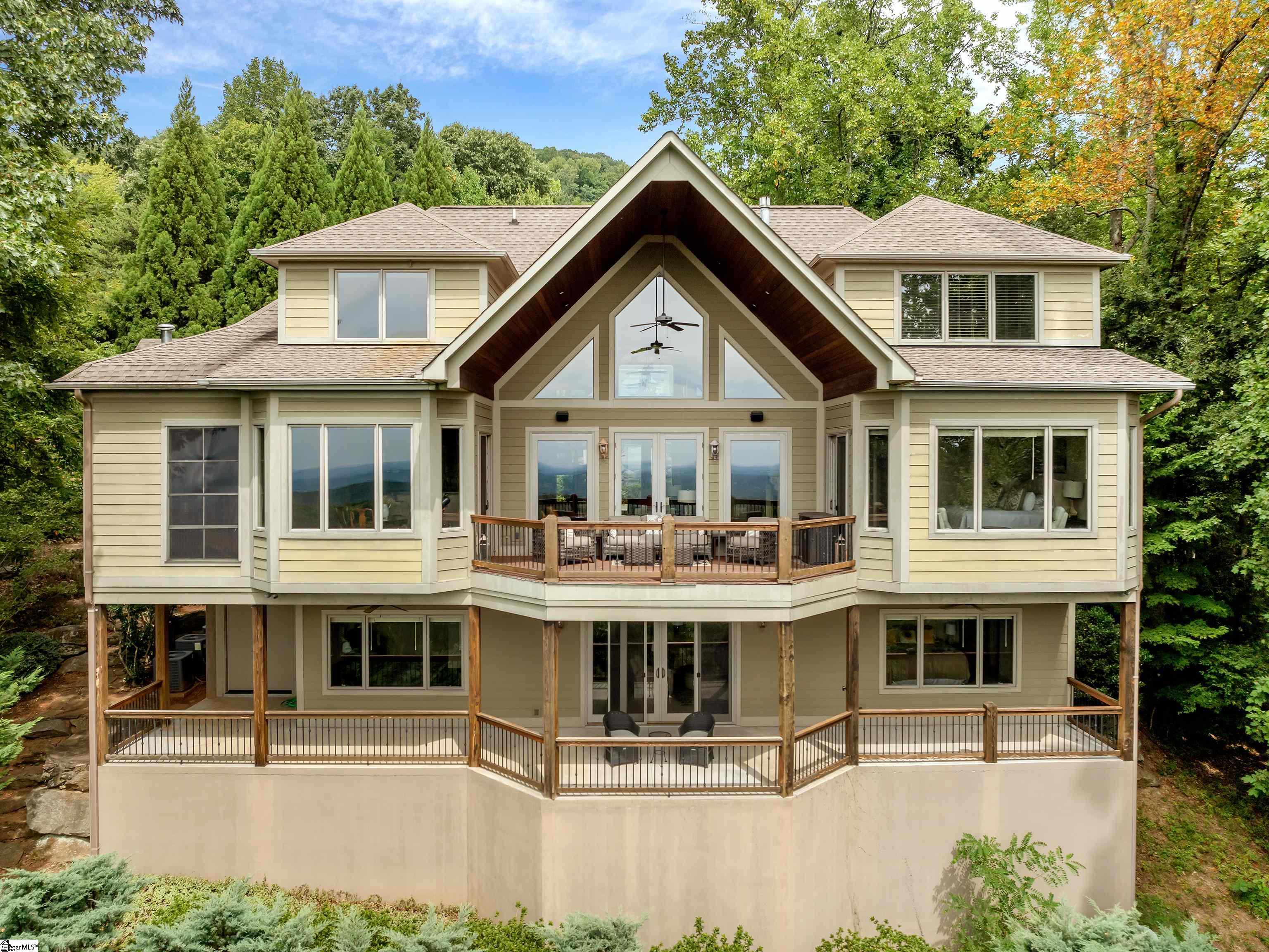 Homes for sale in Landrum, SC | 114 High Rock Ridge Dr, Landrum, SC 29356 | MLS# 1561221