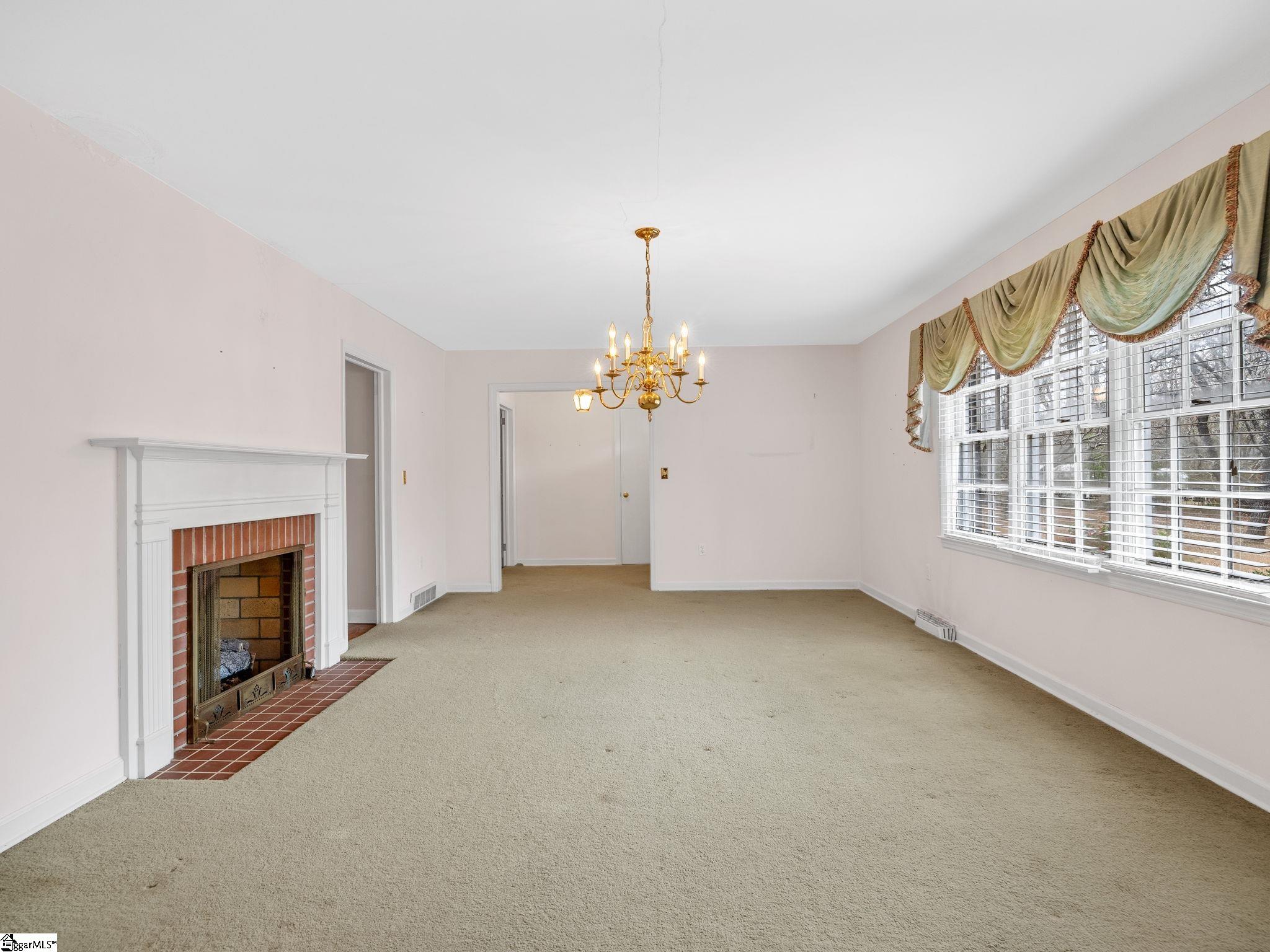 114 York, Clinton, South Carolina image 14