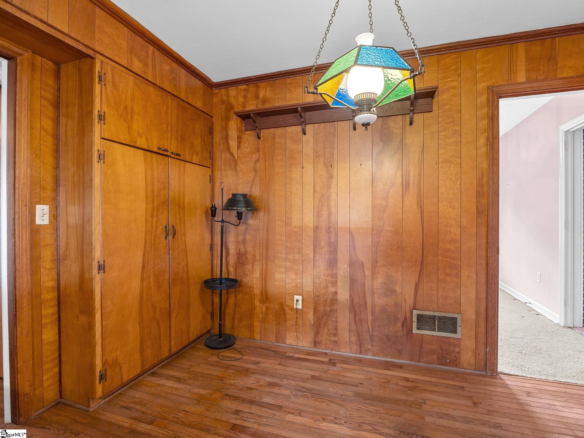 114 York, Clinton, South Carolina image 27