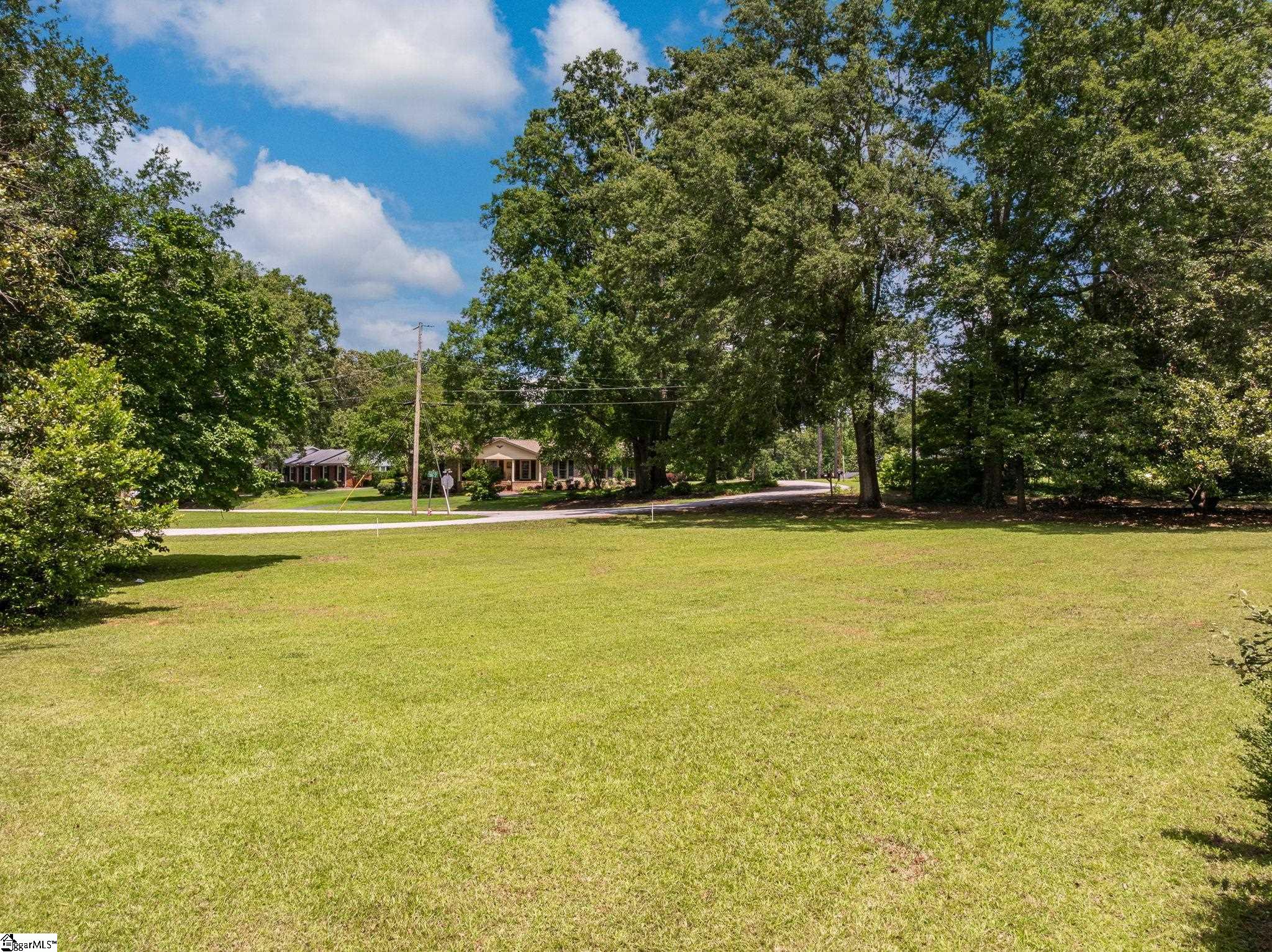 114 York, Clinton, South Carolina image 5