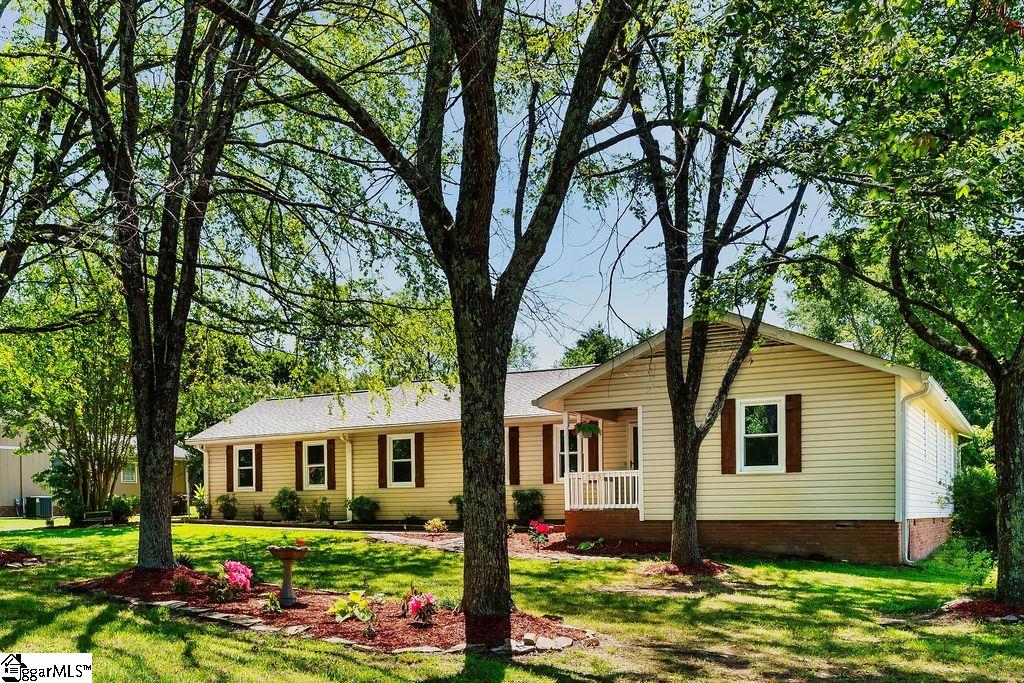 125 Robin, Spartanburg, South Carolina image 32