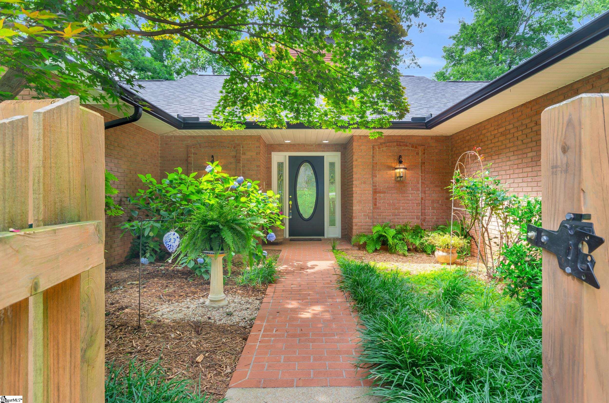 207 Ashford, Greenville, South Carolina image 2