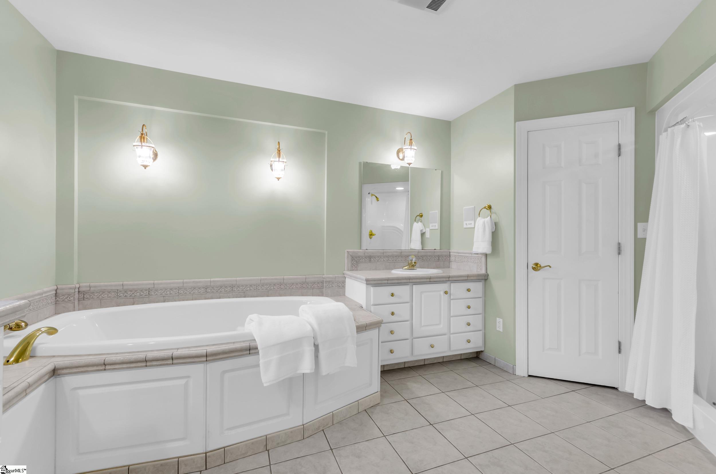 207 Ashford, Greenville, South Carolina image 15
