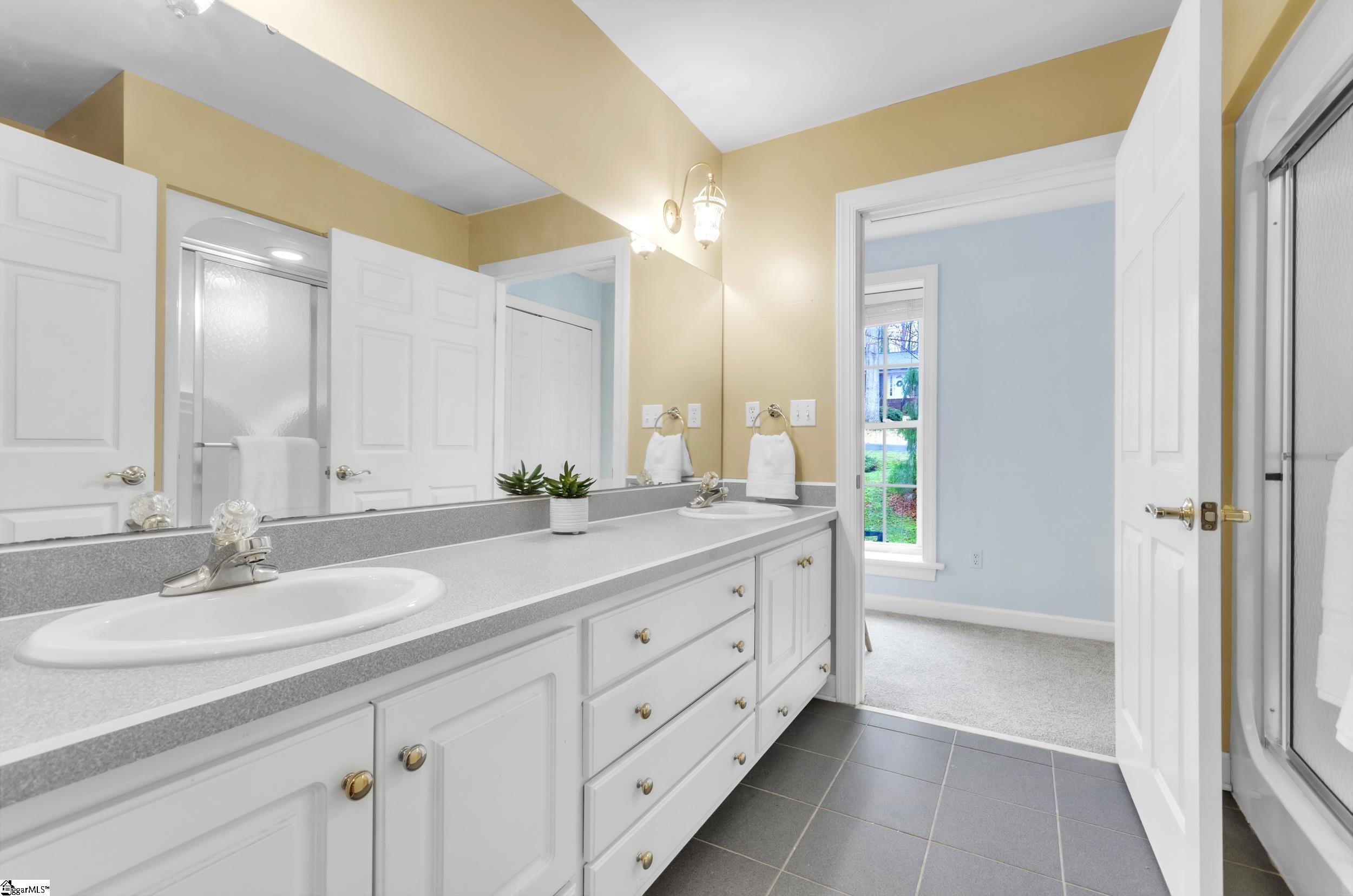 207 Ashford, Greenville, South Carolina image 23