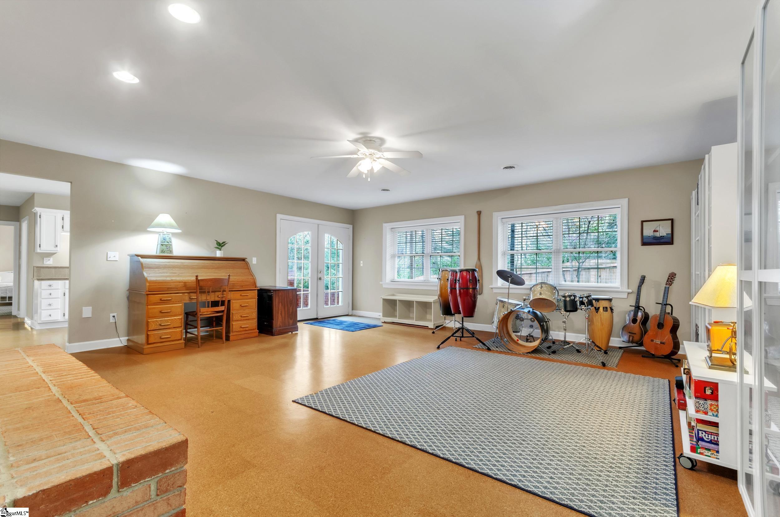 207 Ashford, Greenville, South Carolina image 27