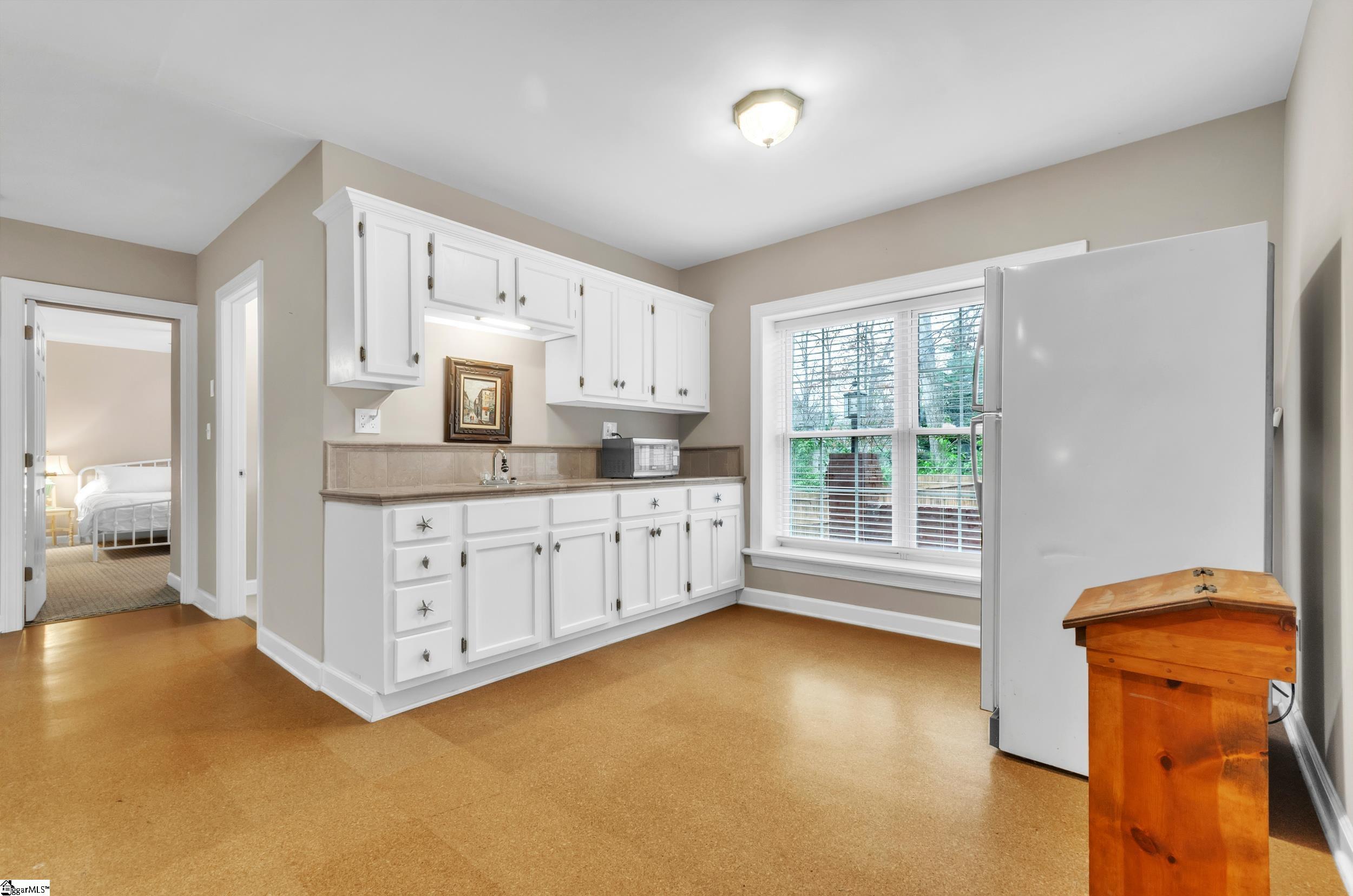 207 Ashford, Greenville, South Carolina image 30
