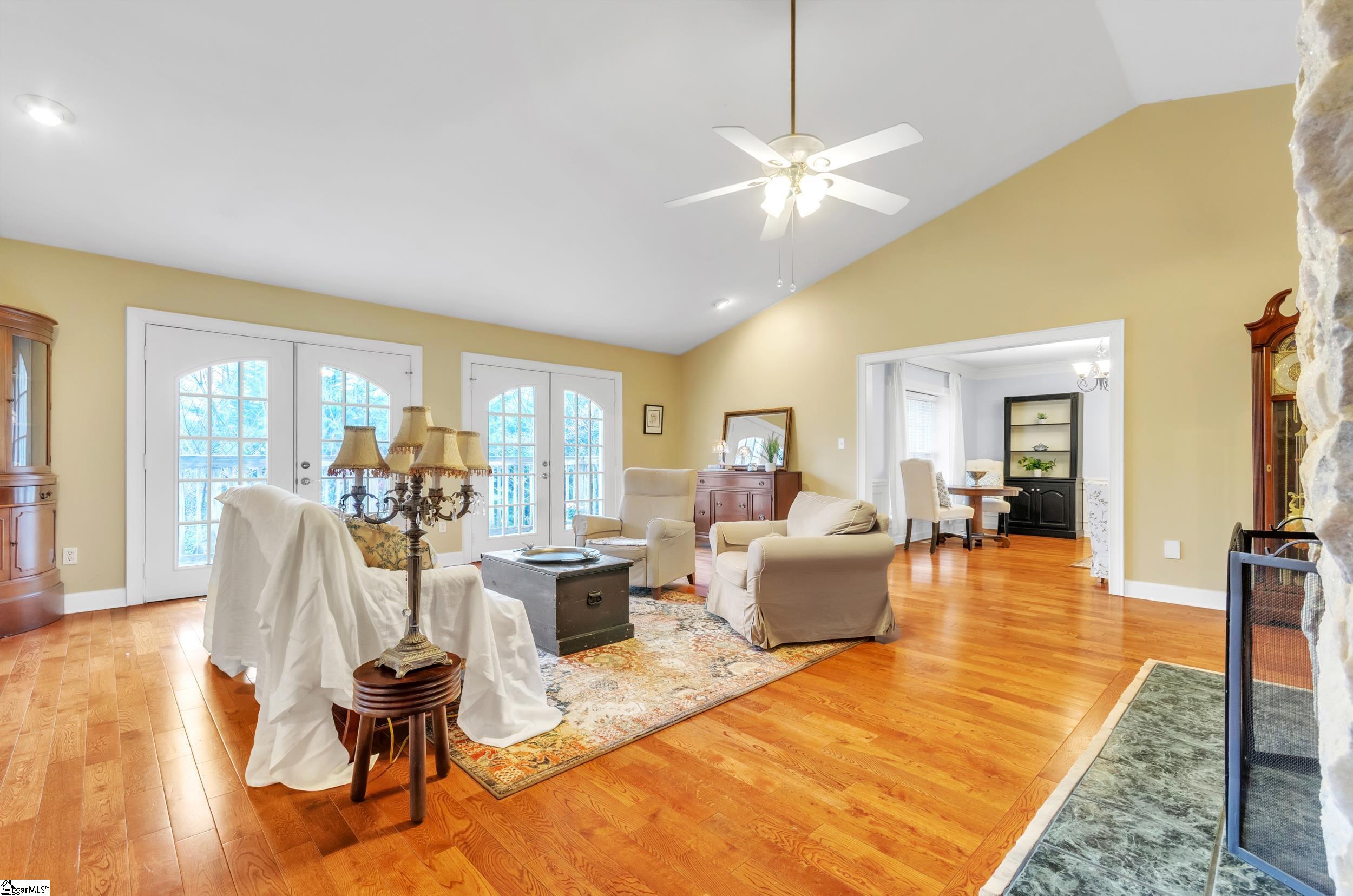 207 Ashford, Greenville, South Carolina image 4