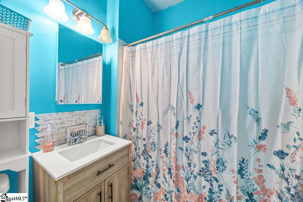 107 Hagood, Pickens, South Carolina image 16