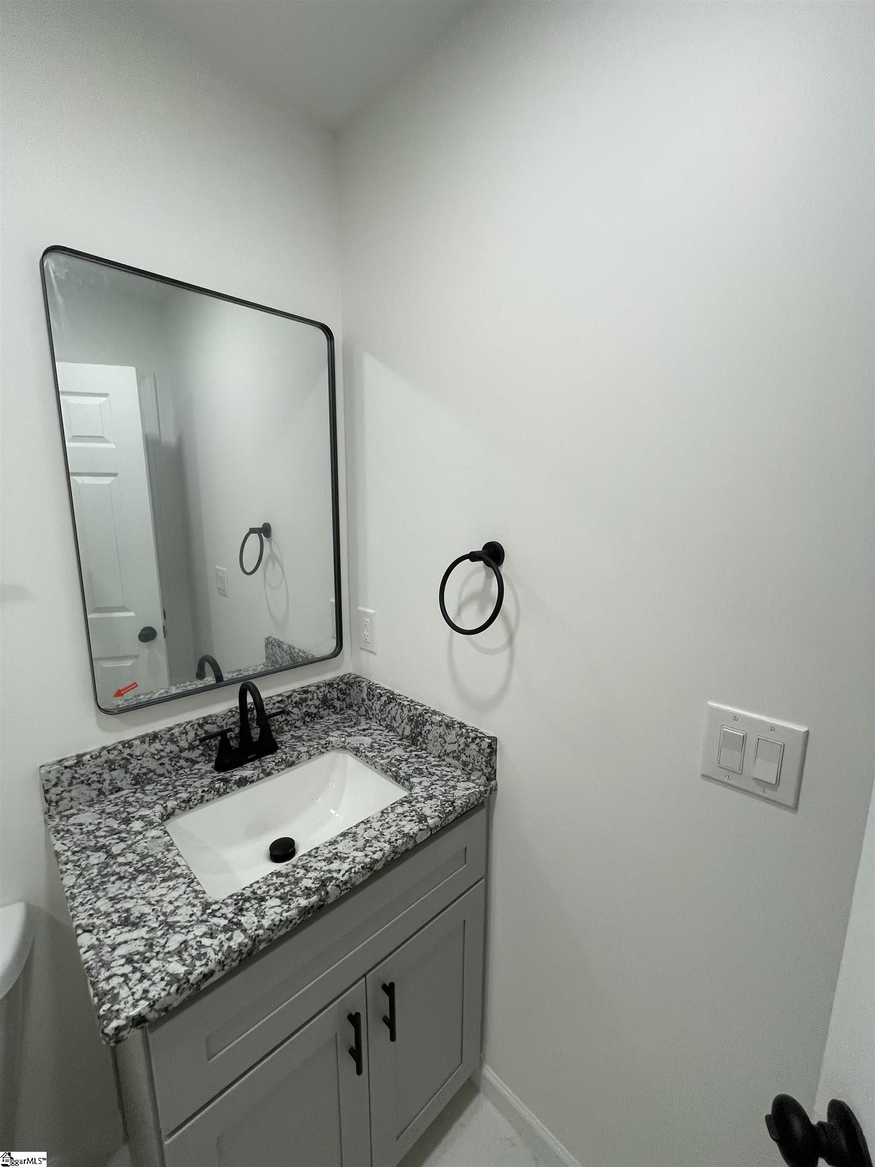 631 S Center, Spartanburg, South Carolina image 11