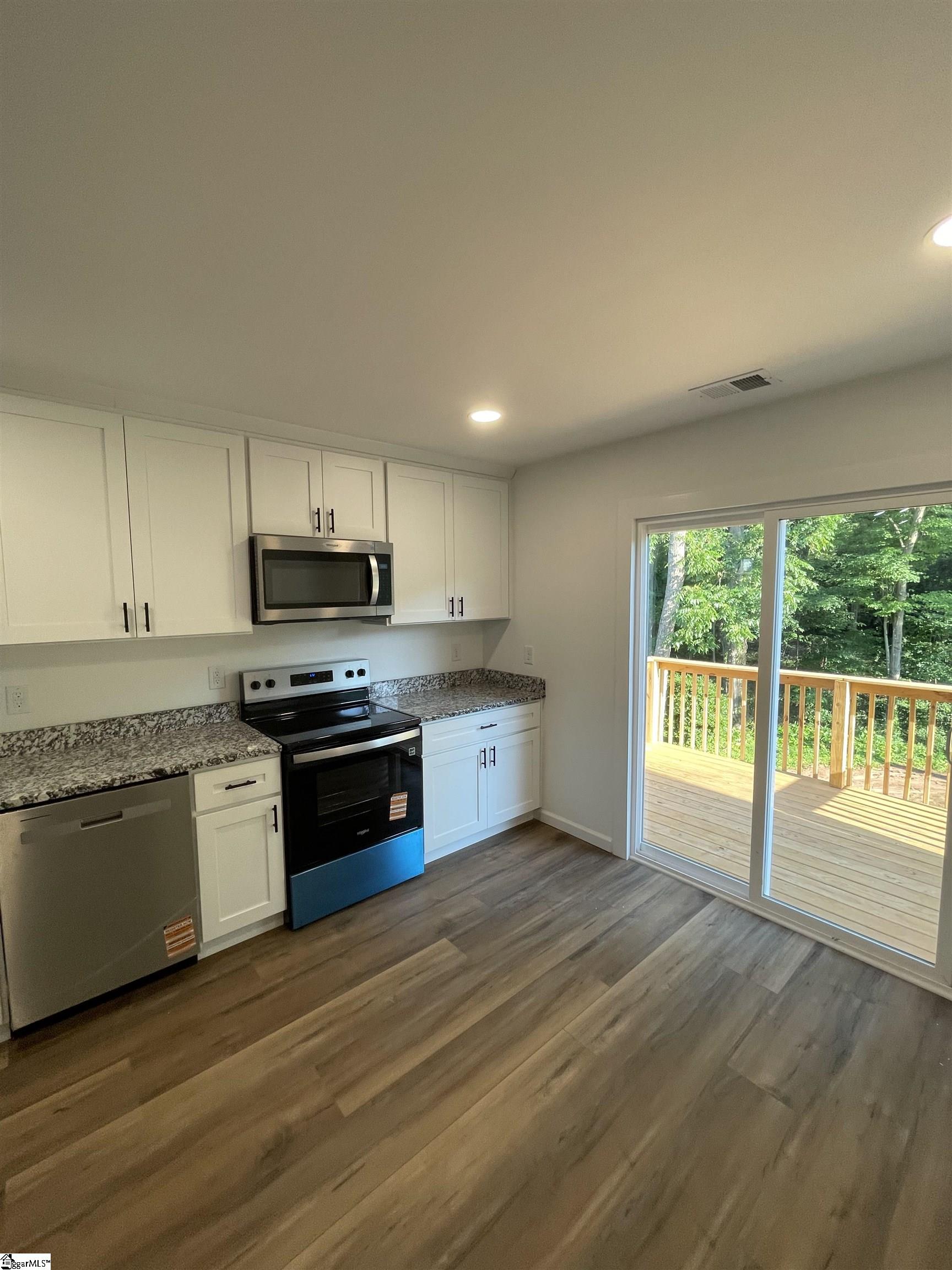 631 S Center, Spartanburg, South Carolina image 6