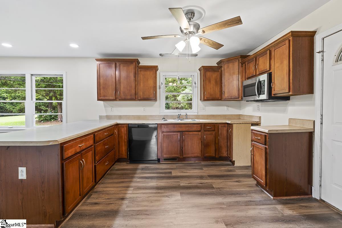 1516 Monatgue Ave., Greenwood, South Carolina image 3