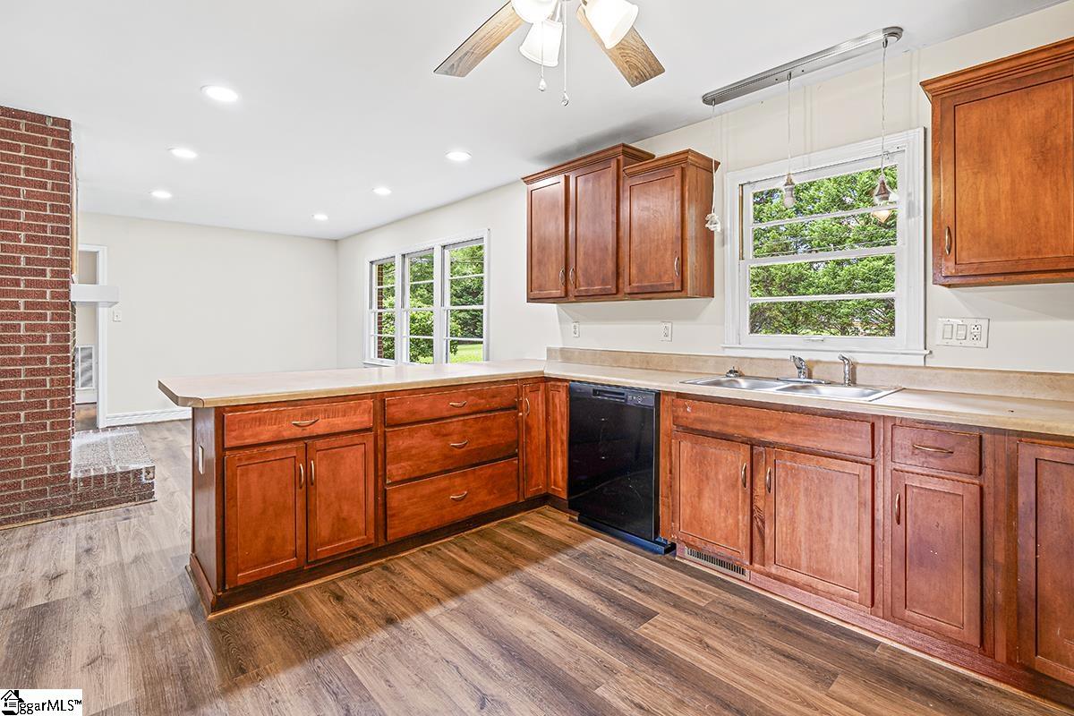 1516 Monatgue Ave., Greenwood, South Carolina image 4