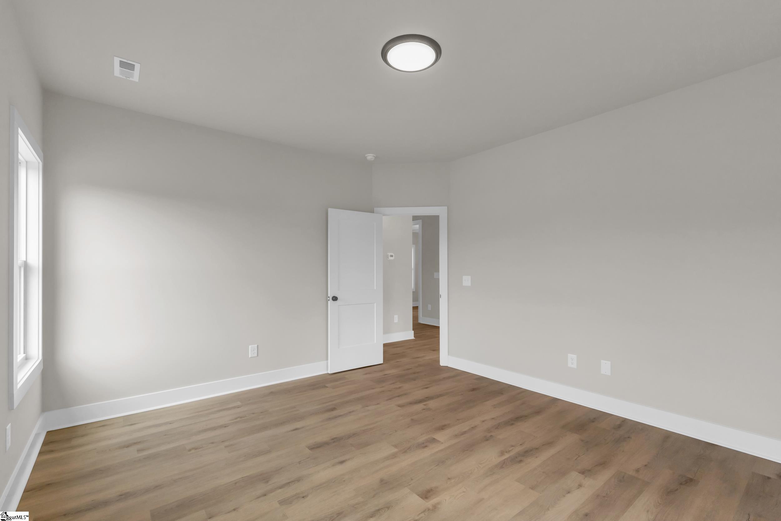 MLS #1561298 image #15