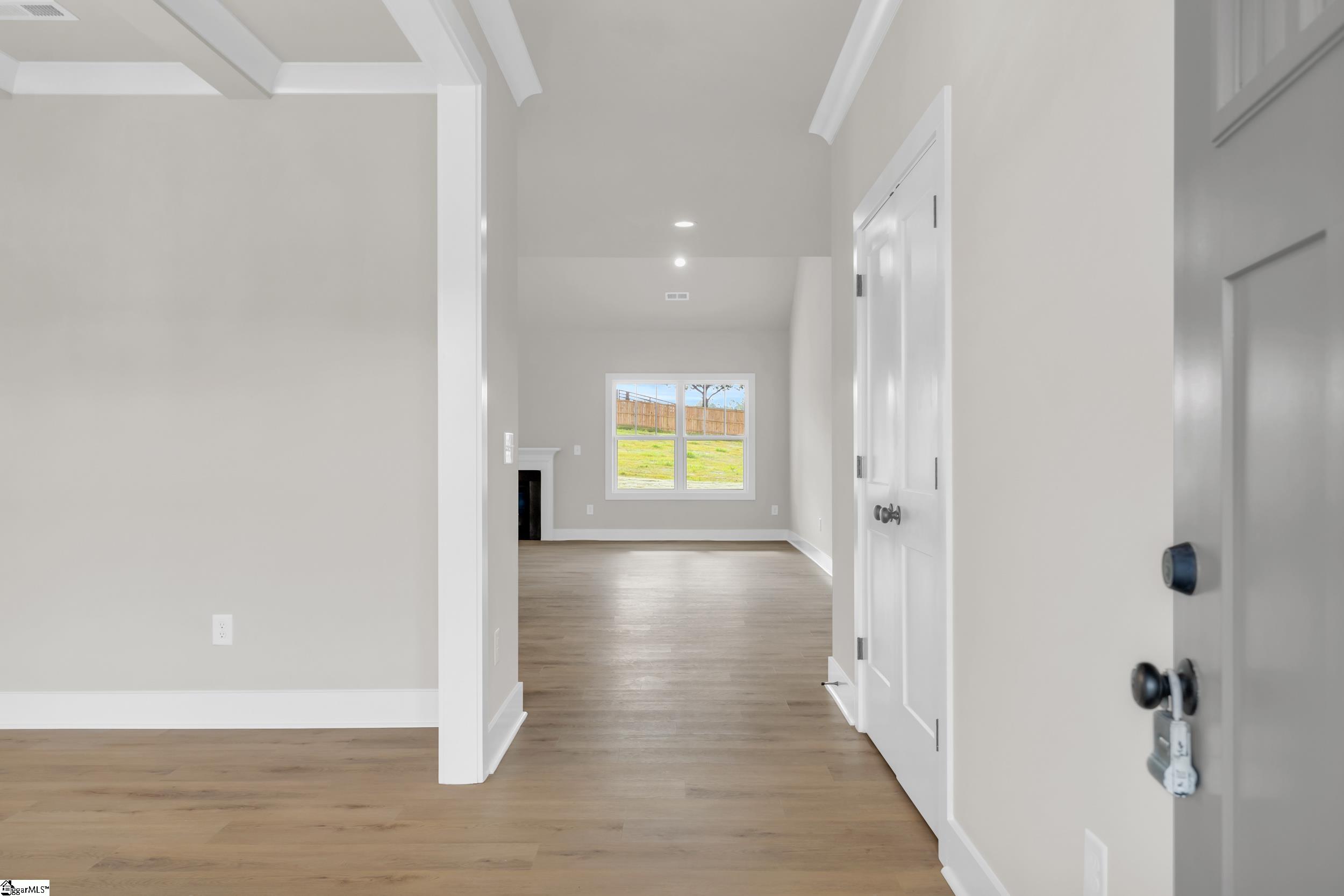 MLS #1561298 image #2