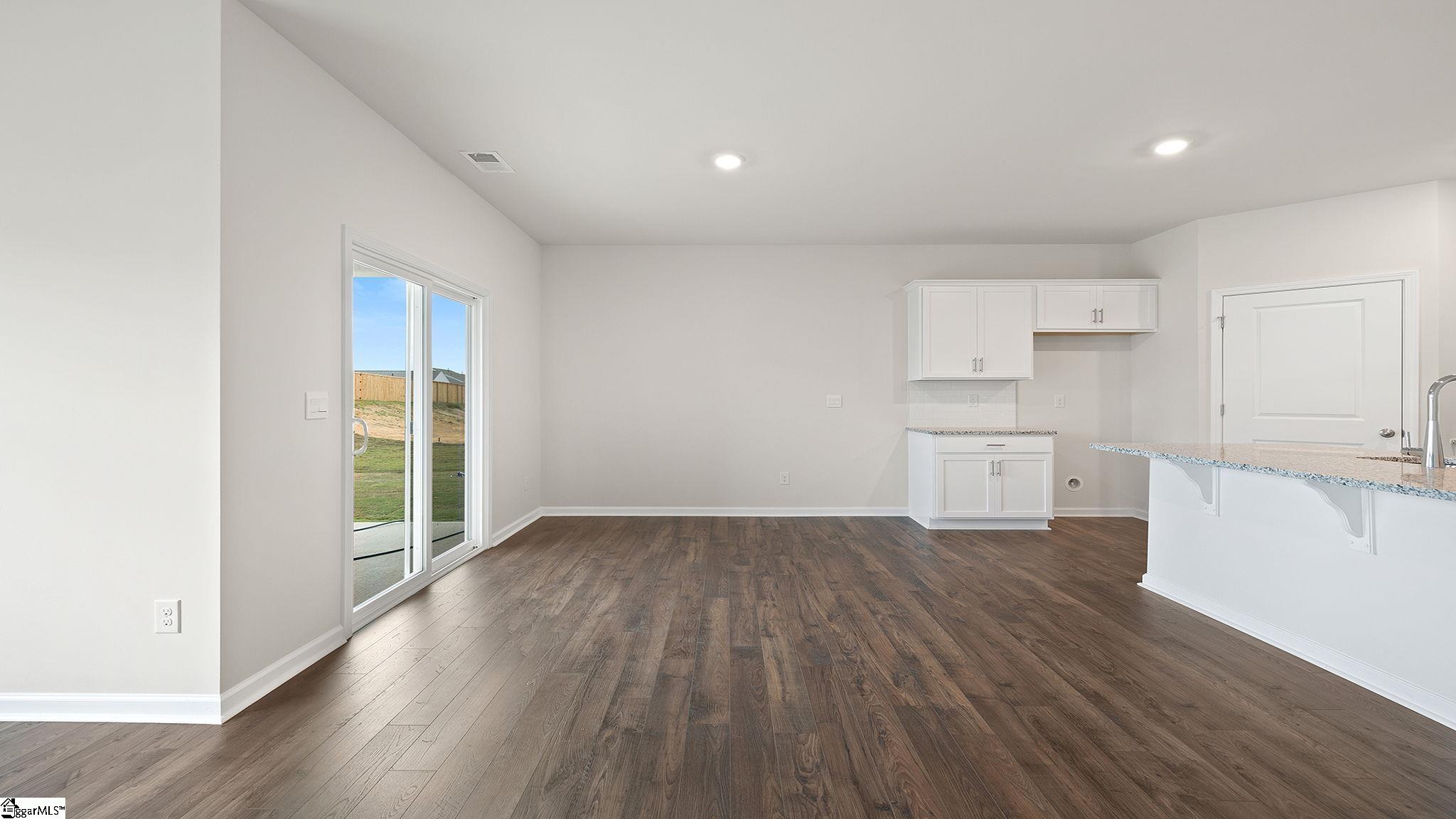 MLS #1561323 image #21