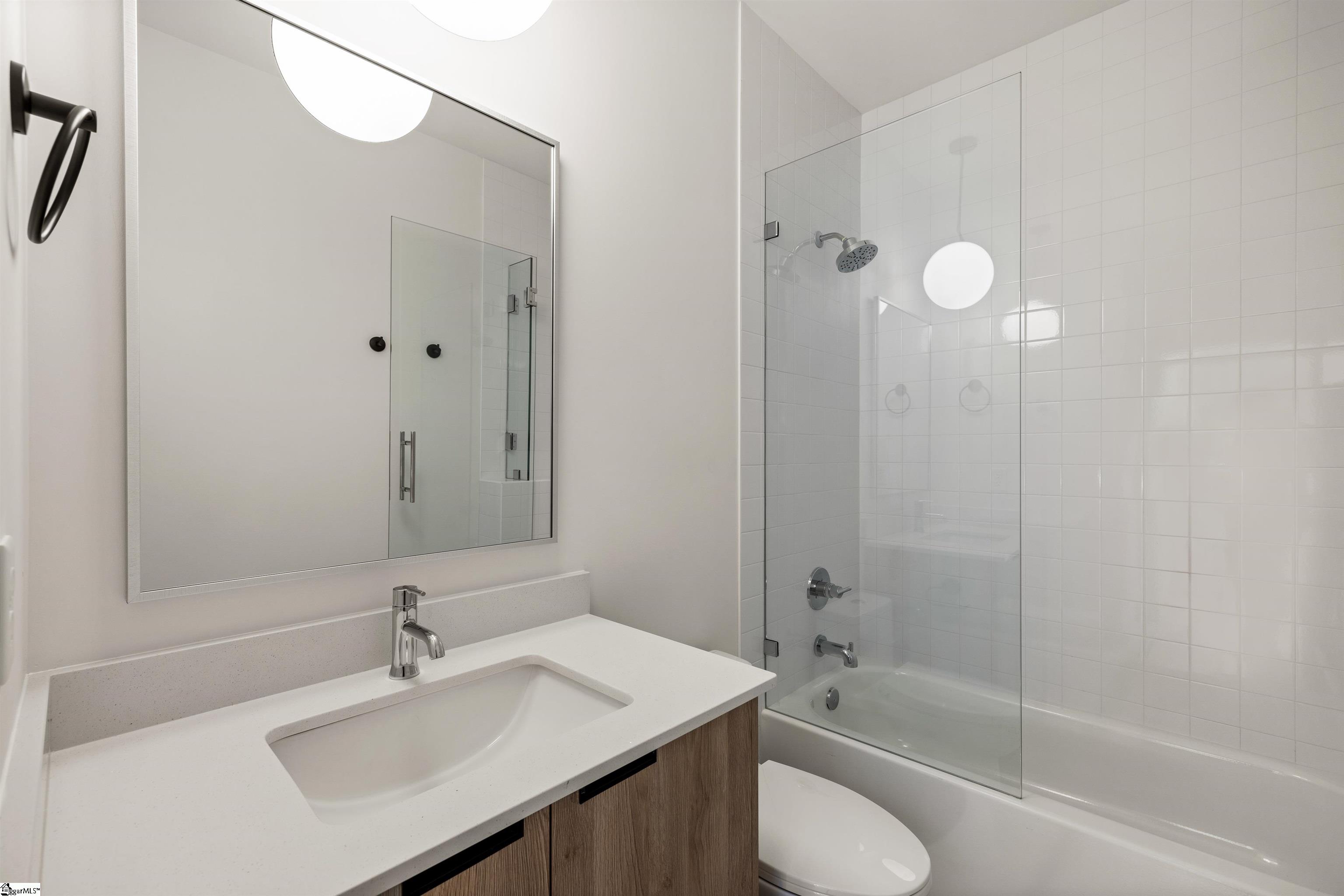 111 E Stone, Greenville, South Carolina image 33