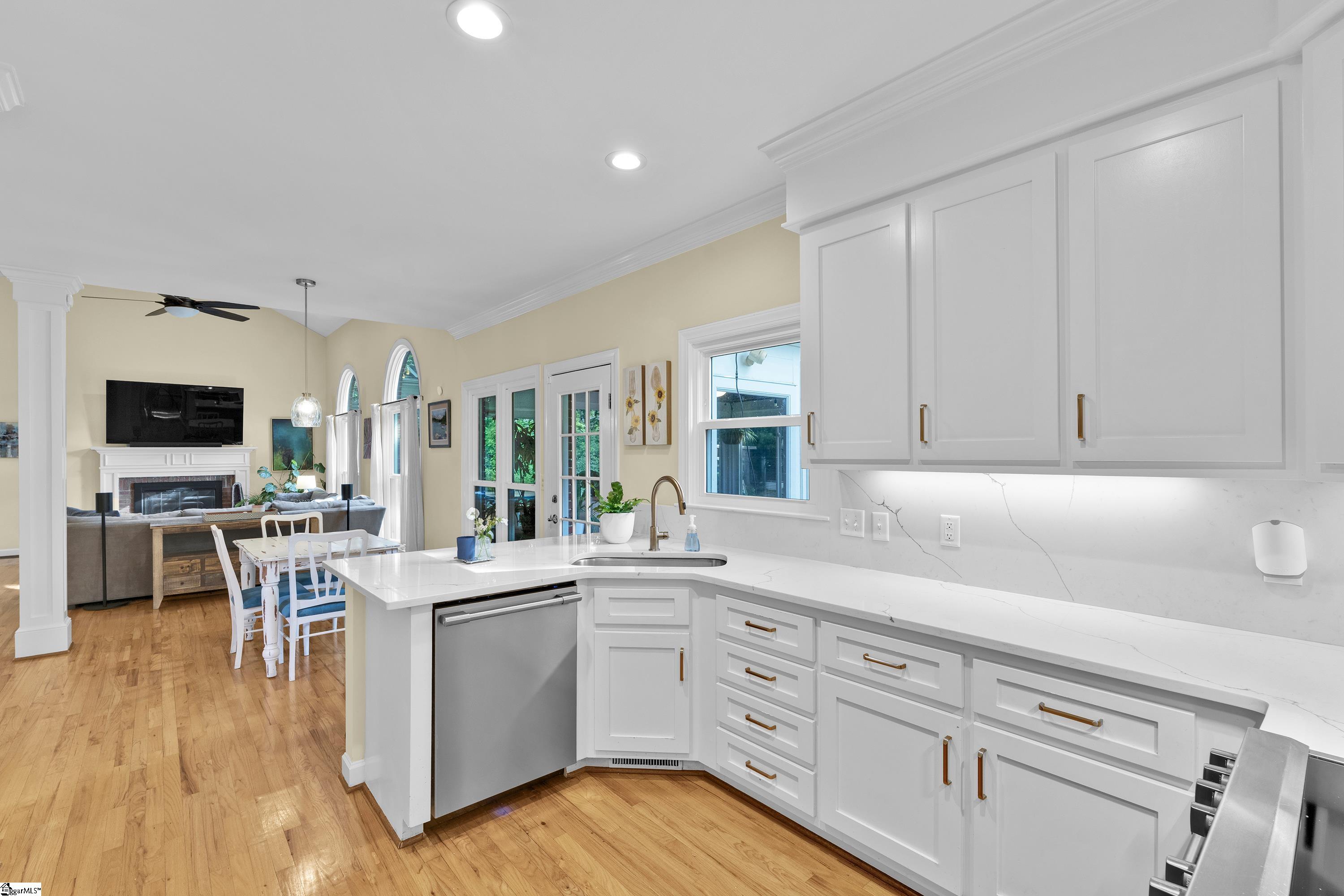 204 Beckworth, Taylors, South Carolina image 4