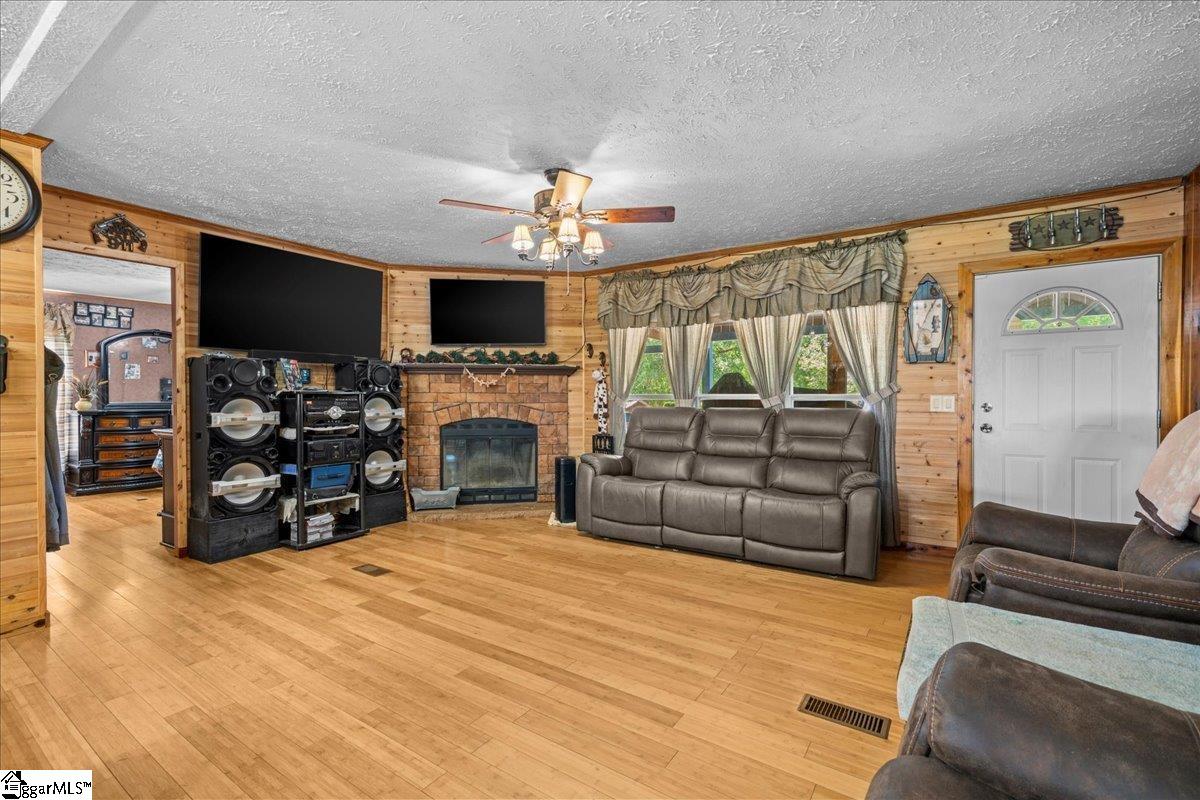408 Burton Creekside, Waterloo, South Carolina image 6