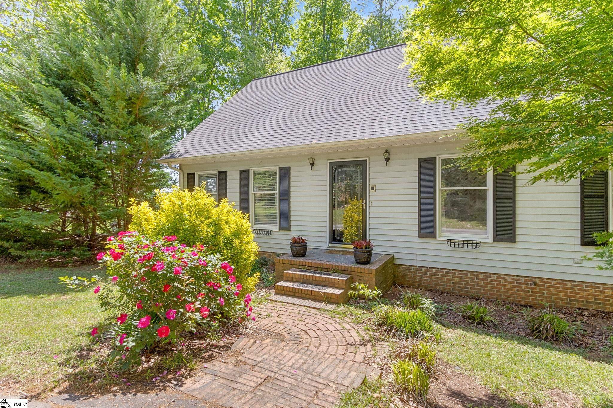 204 Garner, Pickens, South Carolina image 3