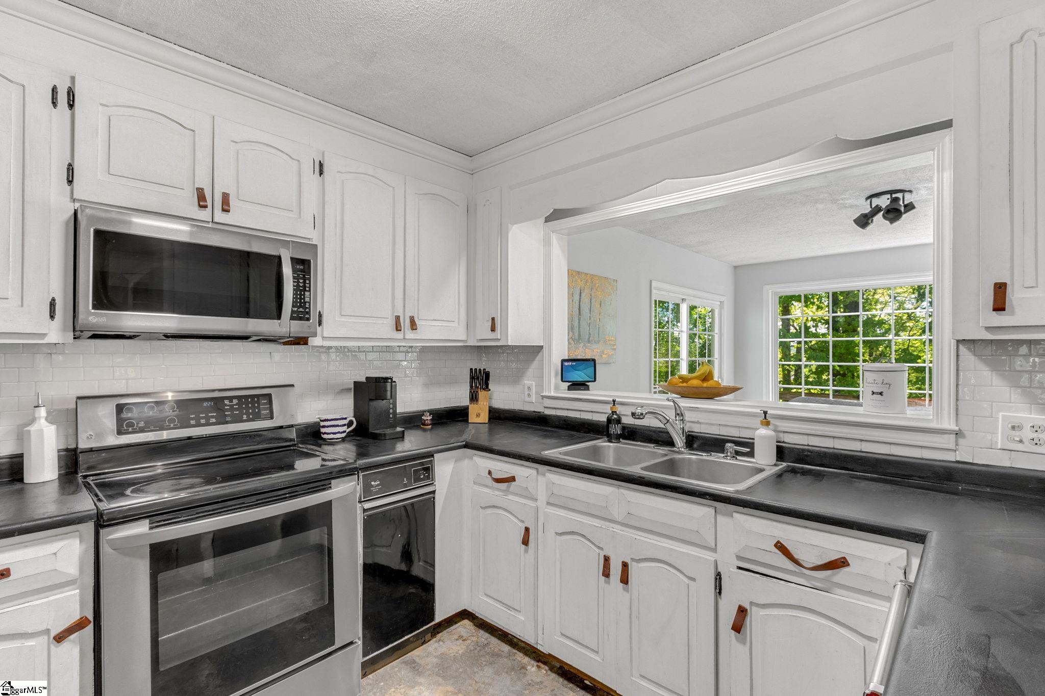 204 Garner, Pickens, South Carolina image 9