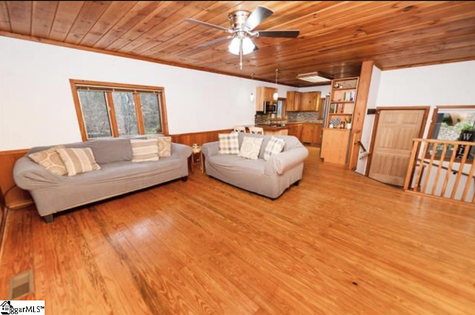 825 Daylilly, Inman, South Carolina image 16