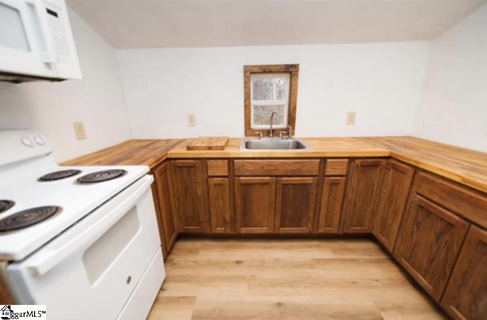 825 Daylilly, Inman, South Carolina image 32