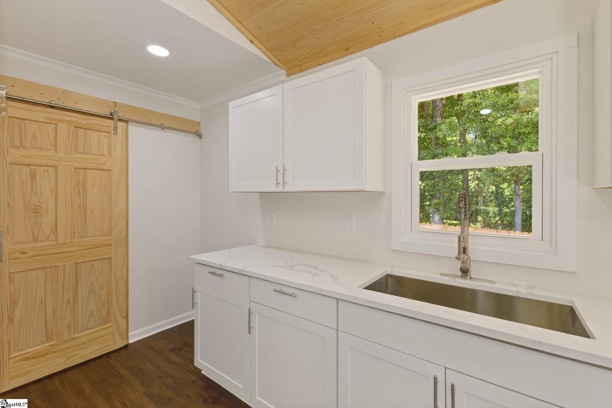 629 Spearman, Pelzer, South Carolina image 11
