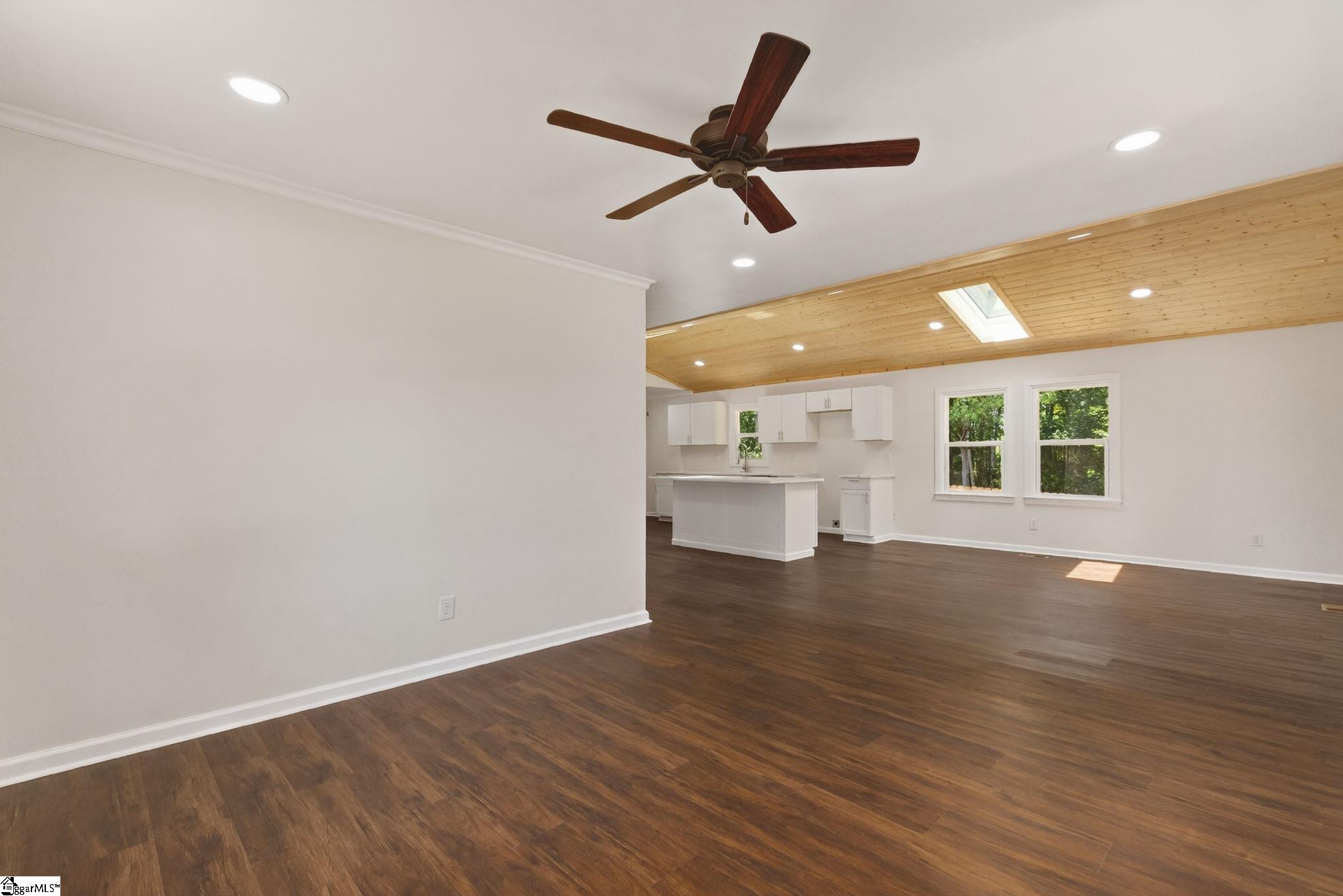 629 Spearman, Pelzer, South Carolina image 14