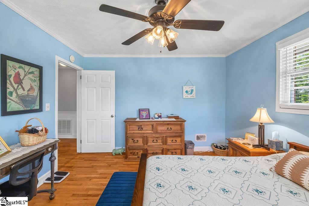 16 County Cork, Greenville, South Carolina image 17